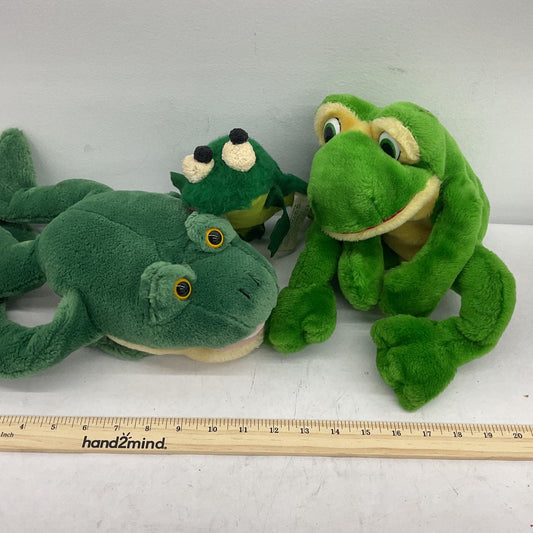 The Petting Zoo Green Stuffed Animal Frog Plush Lot - Warehouse Toys