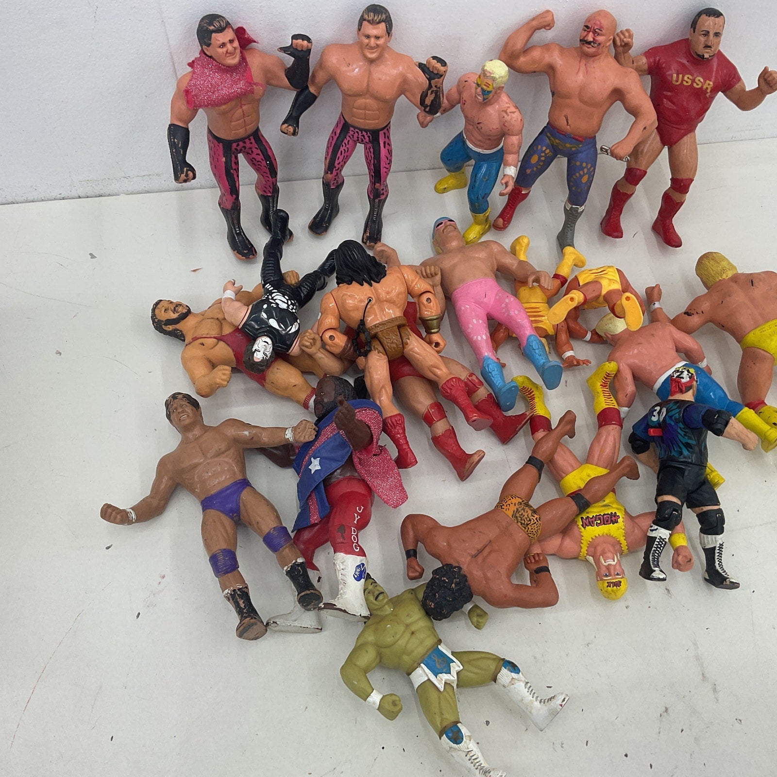 Titan Sports INC 1994 & New Mixed Lot WWF Action Figure Collection Preowned - Warehouse Toys