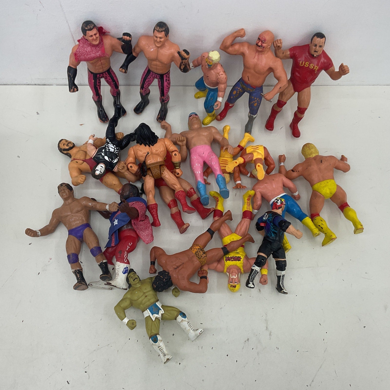 Titan Sports INC 1994 & New Mixed Lot WWF Action Figure Collection Preowned - Warehouse Toys