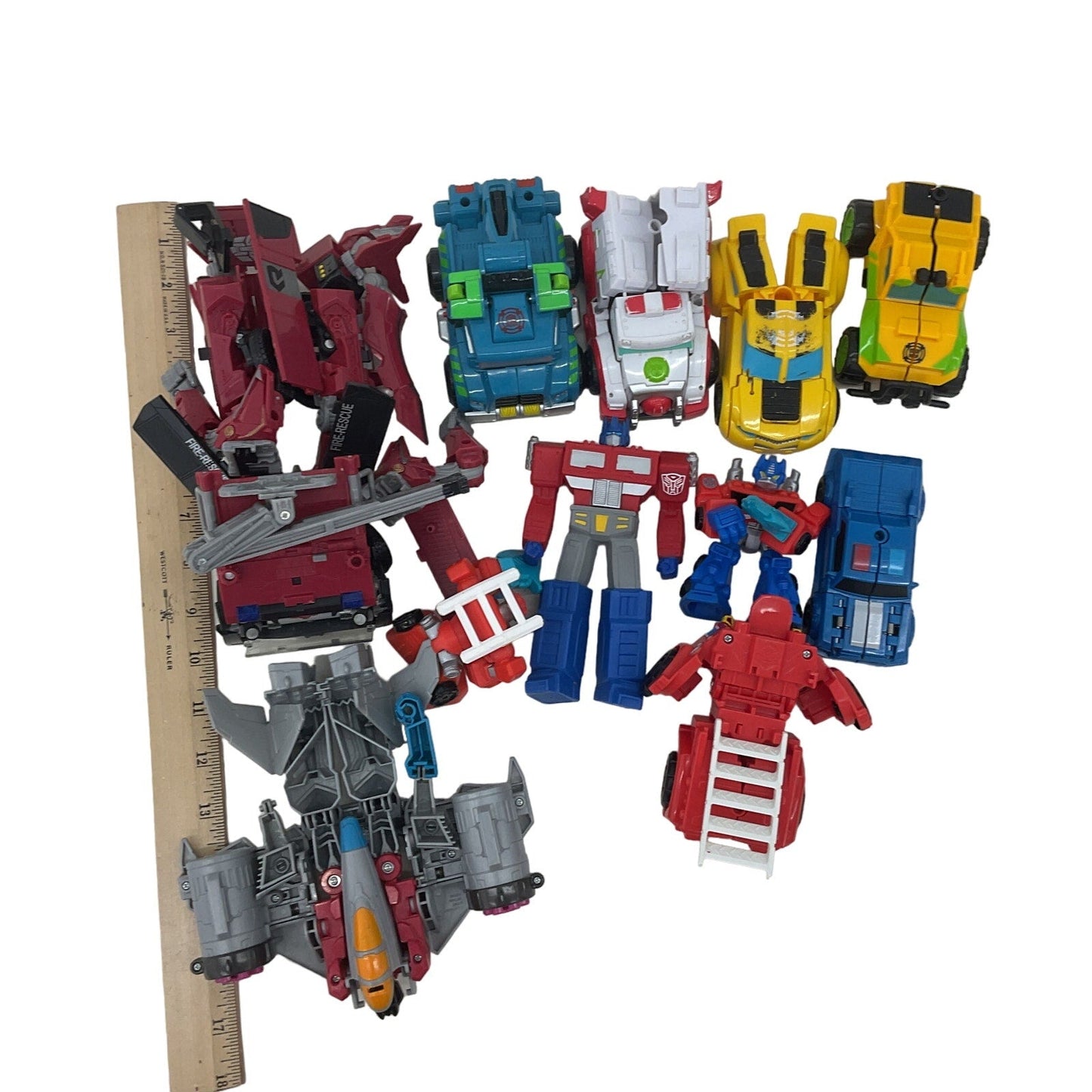 Transformers Action Figures LOT Mixed Loose Preowned Robots - Warehouse Toys