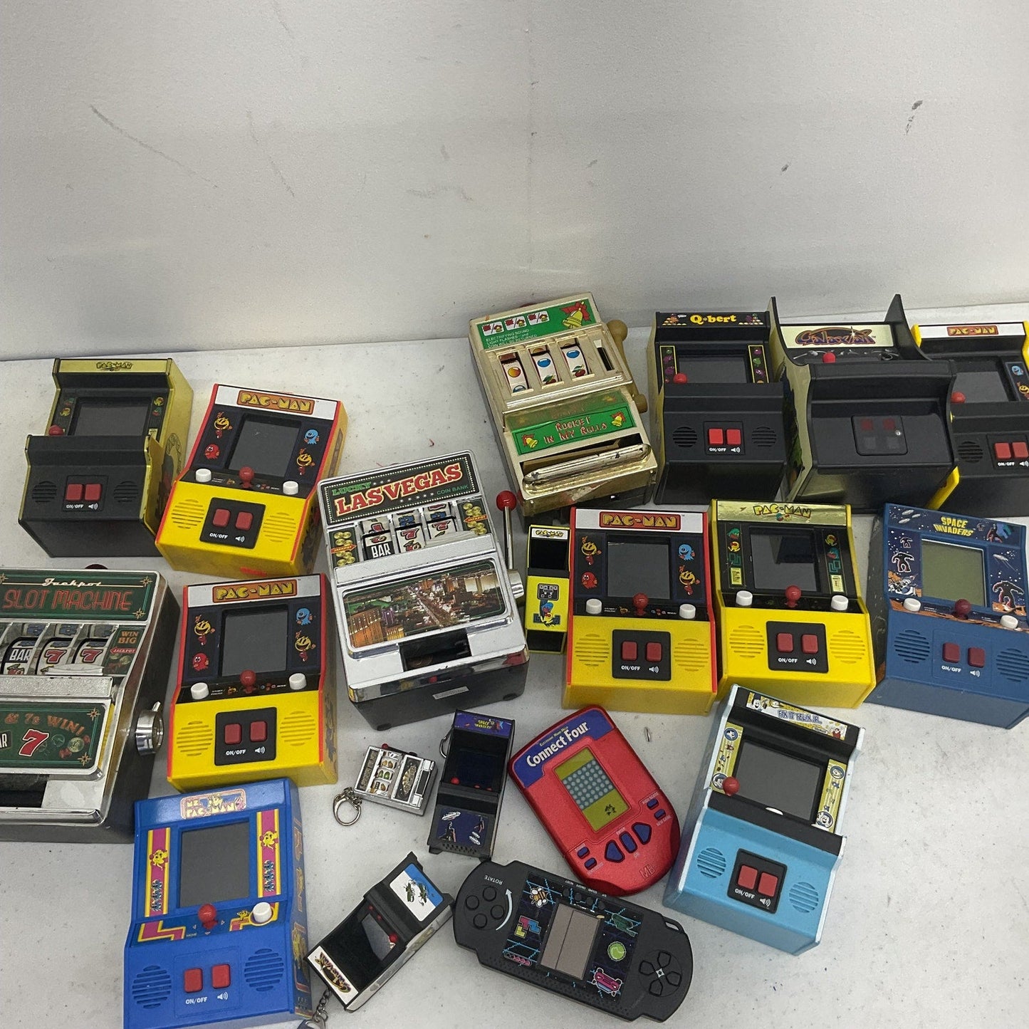 UNTESTED LOT Mini Arcade Cabinets Slot Handheld Video Games Tetris Pacman 11 lbs - Warehouse Toys