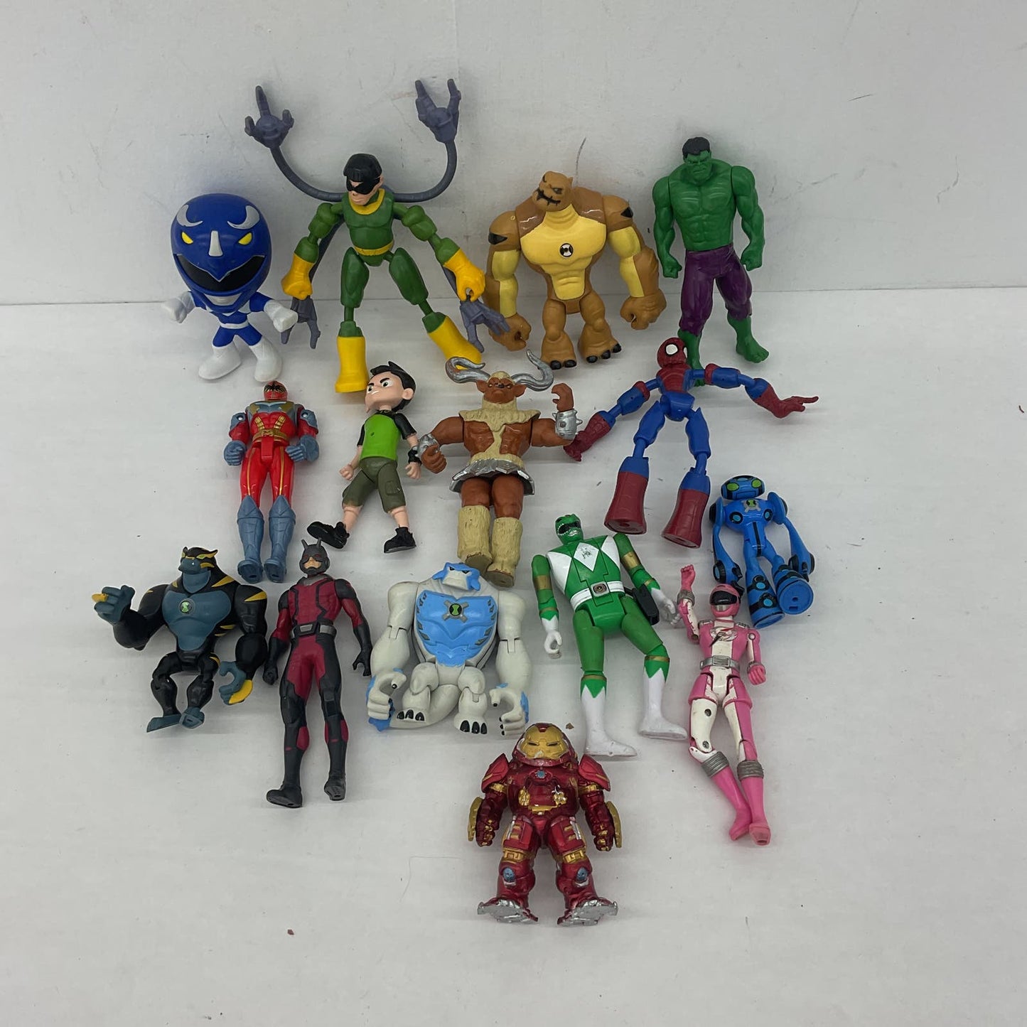 Used Action Figures Small Super Hero Toys Power Rangers Spiderman Ben 10 Marvel - Warehouse Toys