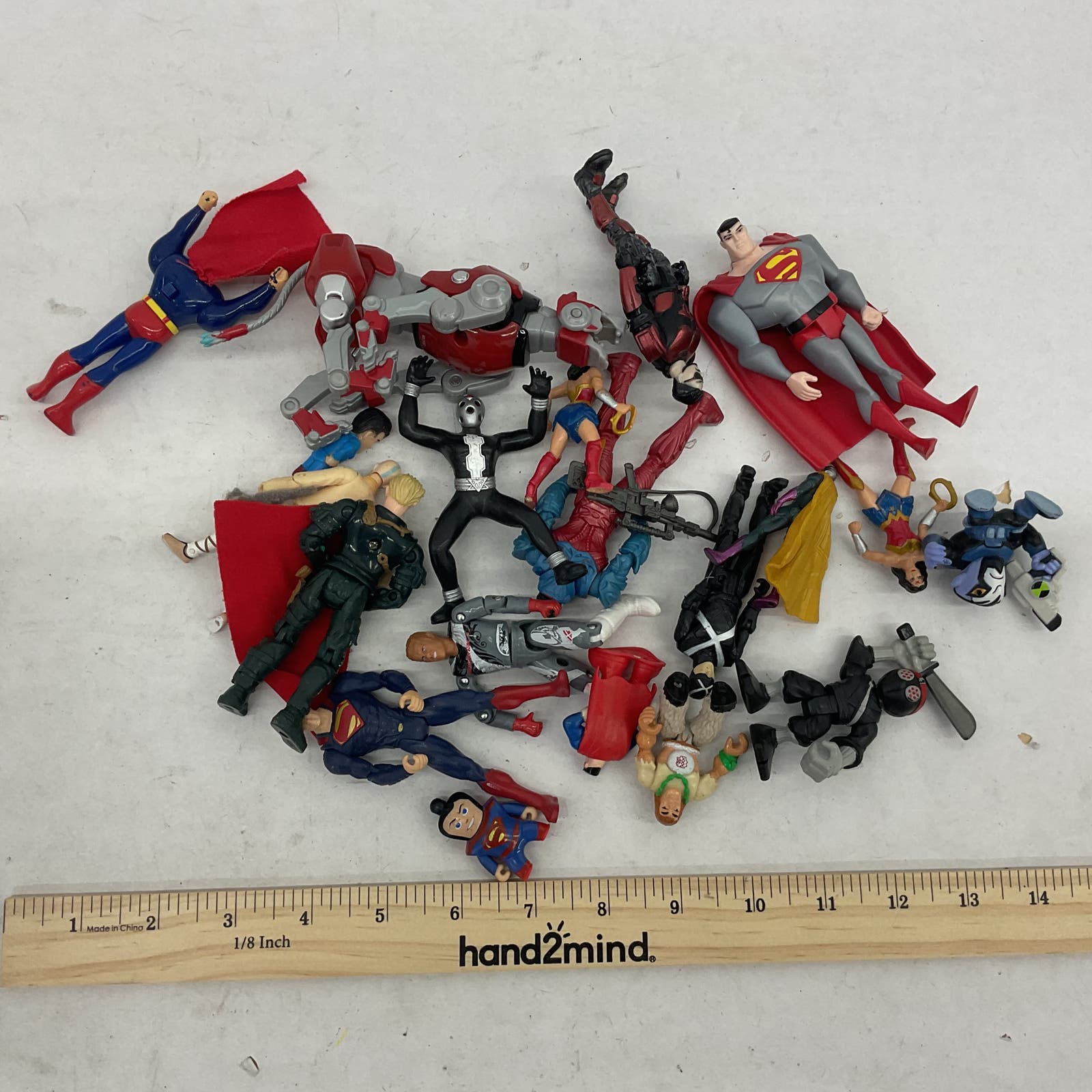 Used Mixed LOT 3 lbs Super Hero Action Figures Toys Superman DC Marvel Dolls - Warehouse Toys