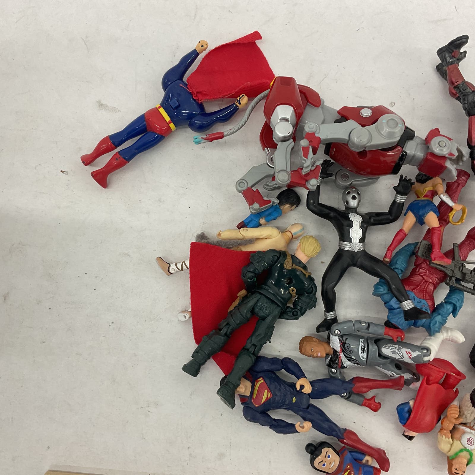 Used Mixed LOT 3 lbs Super Hero Action Figures Toys Superman DC Marvel Dolls - Warehouse Toys