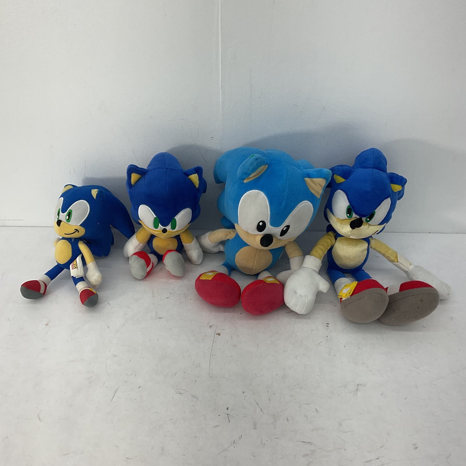 Used Mixed LOT Sega Sonic the Hedgehog Character Plush Dolls Toys - Warehouse Toys