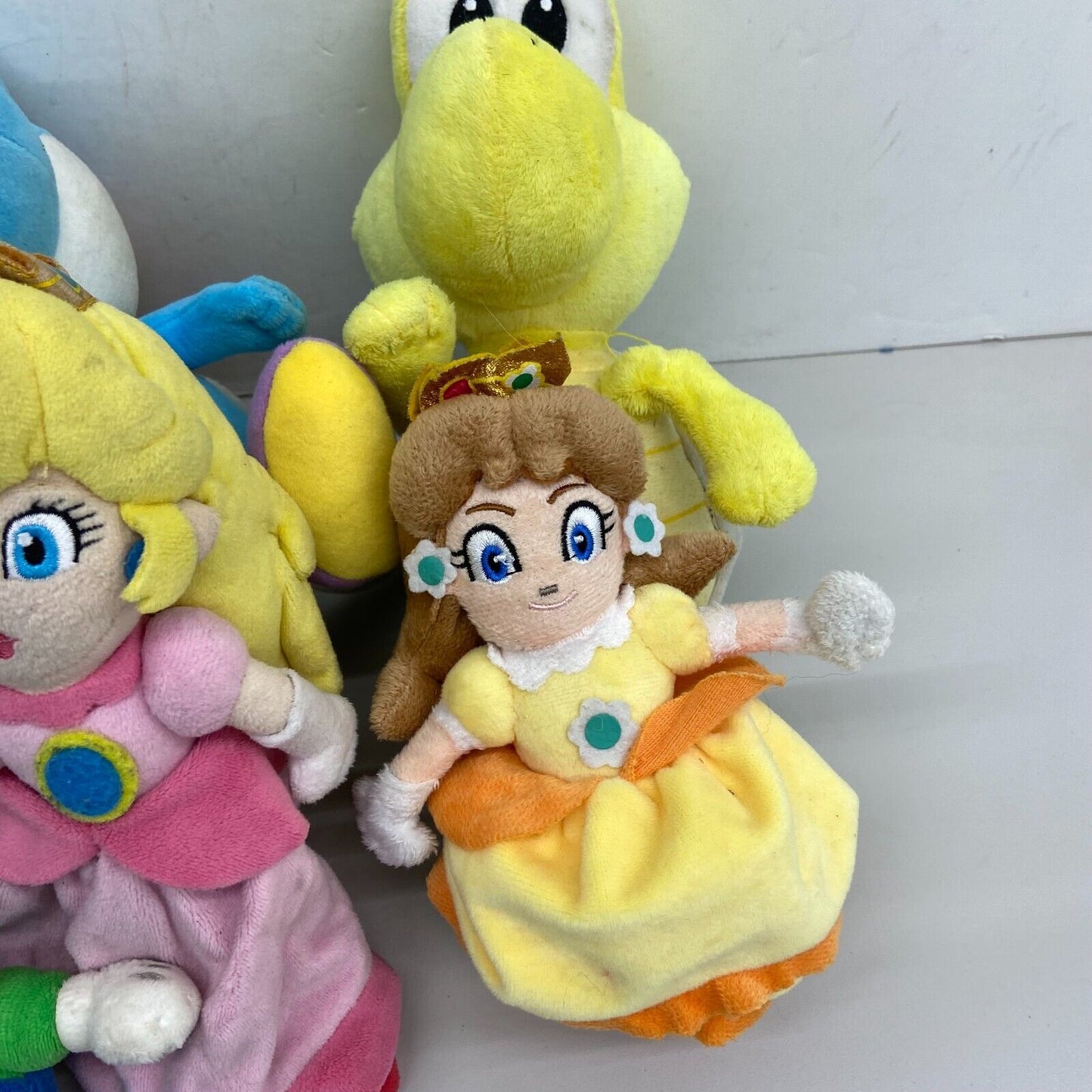 Used Nintendo LOT 7 Super Mario Plush Doll Figure Toys Mario Yoshi Bowser Daisy - Warehouse Toys