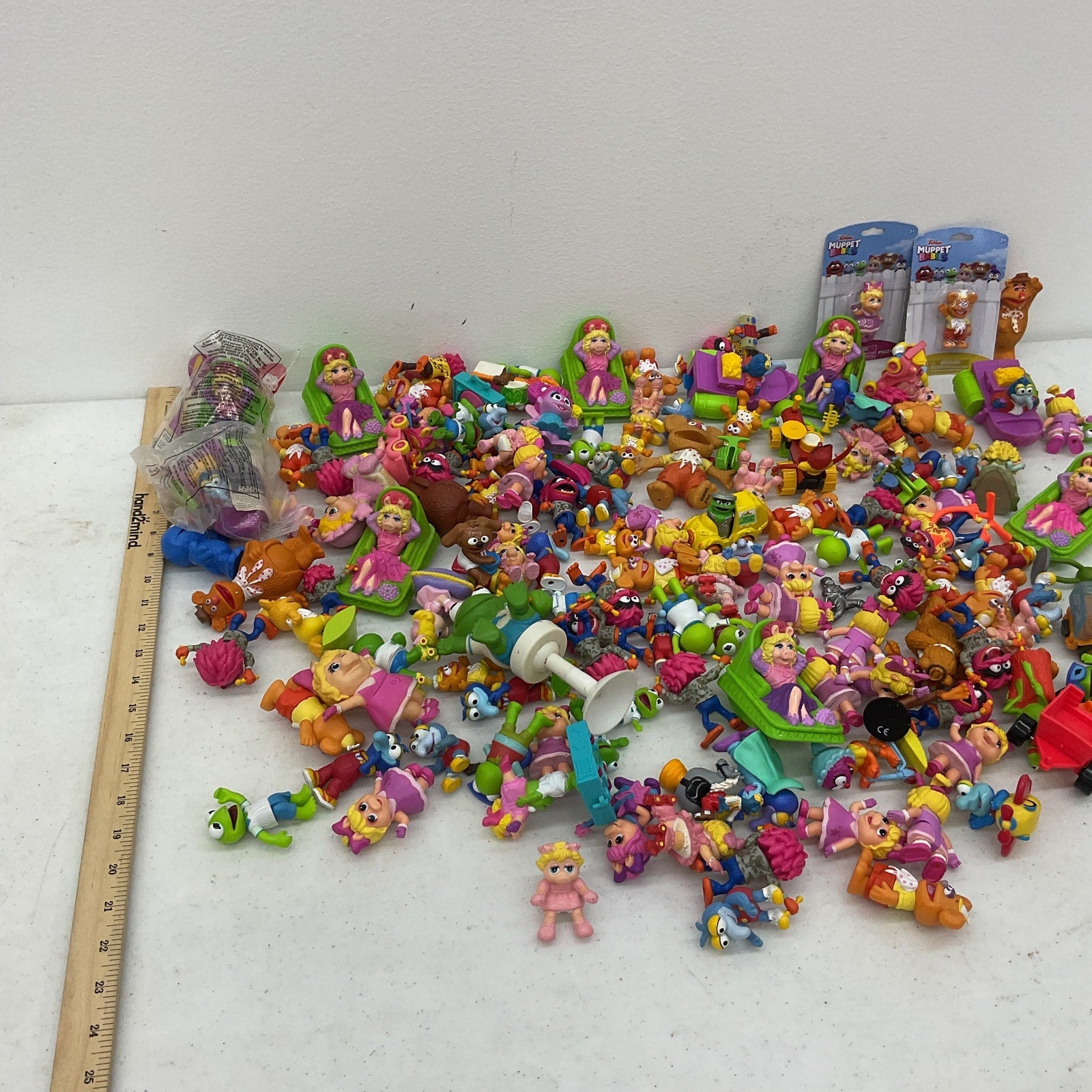 Vintage 10 lbs LOT Muppets Henson Miss Piggy Kermit Preowned Toy Figures LOT - Warehouse Toys