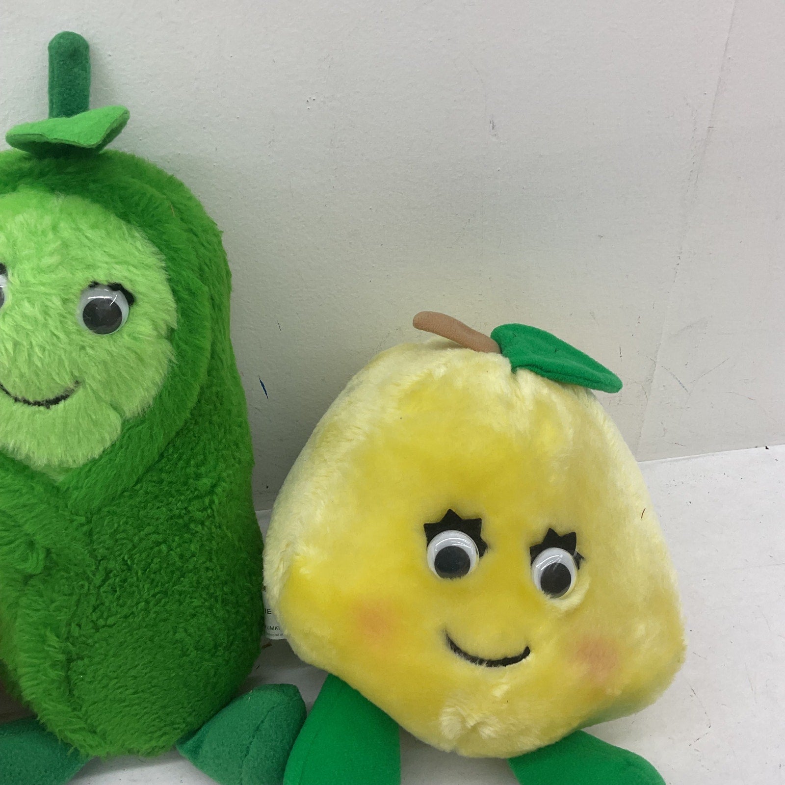 Vintage 1980s Del Monte Yumkins Stuffed Toys LOT 3 Sweetie Pea Pear Peach Fruit - Warehouse Toys