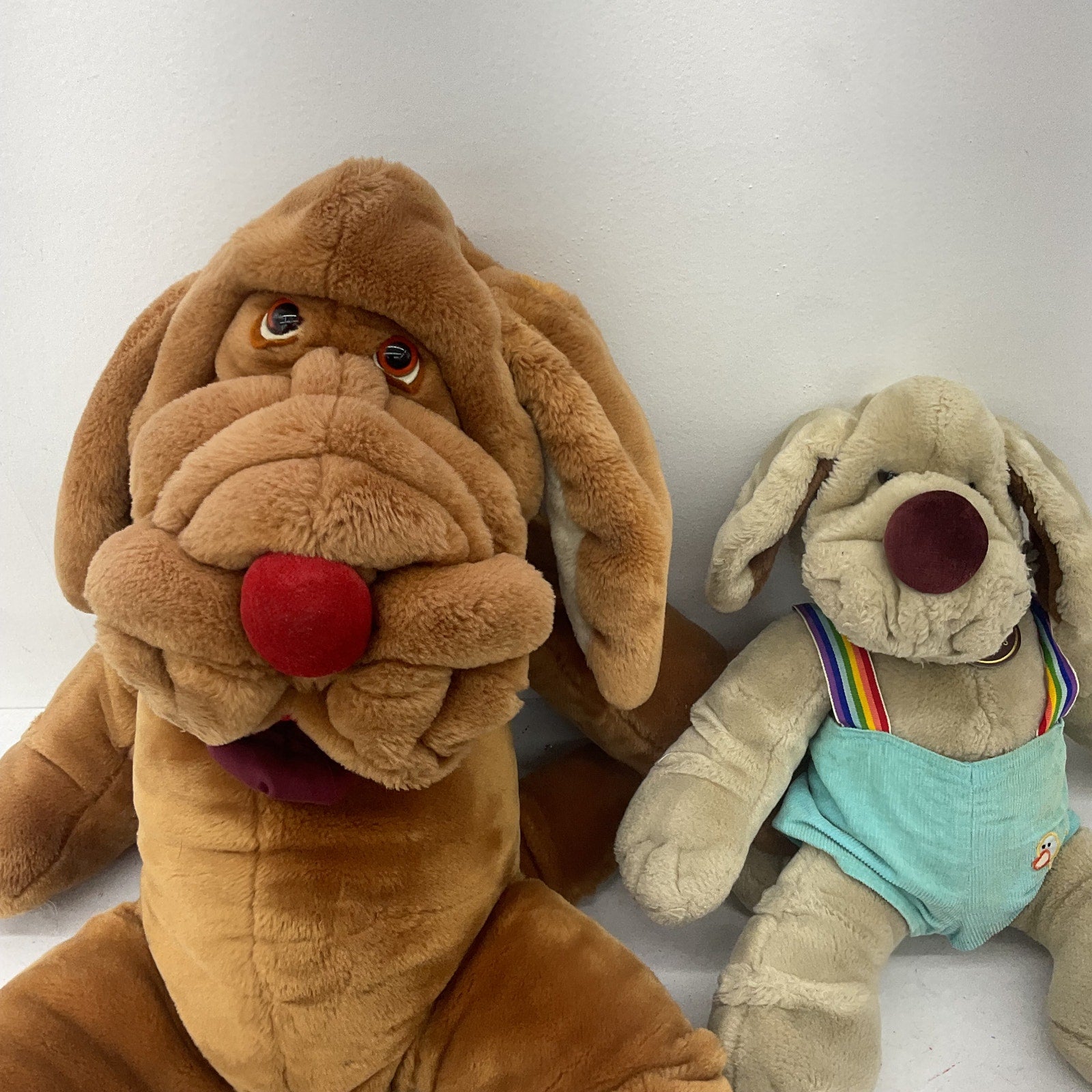 Vintage Ganzbros Wrinkles the Dog Plush Stuffed Animals Hand Puppets LOT 2 - Warehouse Toys