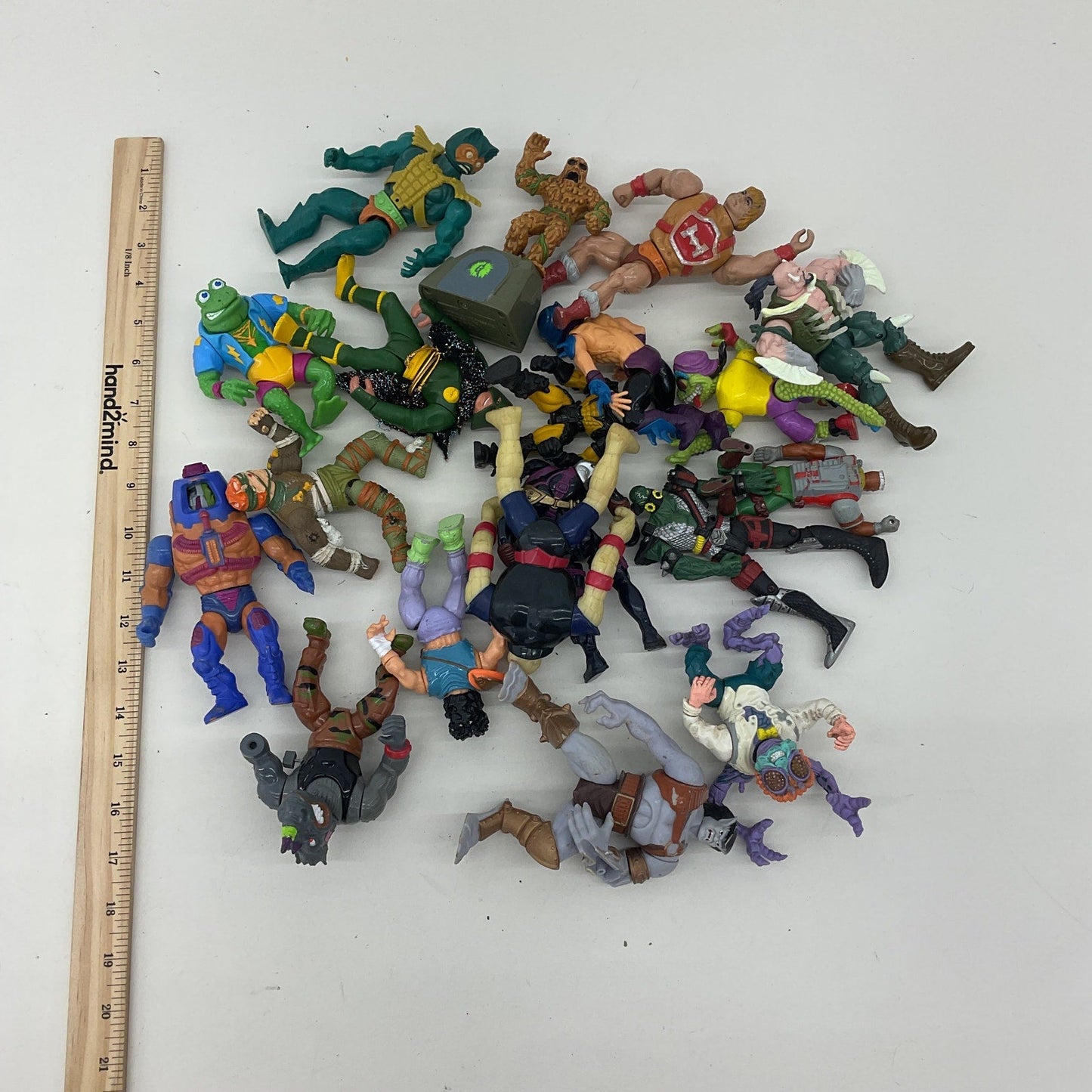 Vintage Loose Random Action Figures TMNT MOTU Gargoyles 80s 90s Preowned - Warehouse Toys