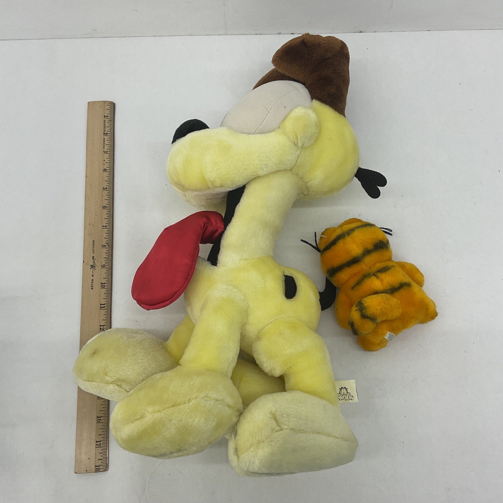 Vintage LOT 2 Garfield the Cat Character Plush Dakin Paws Large Odie Dog - Warehouse Toys