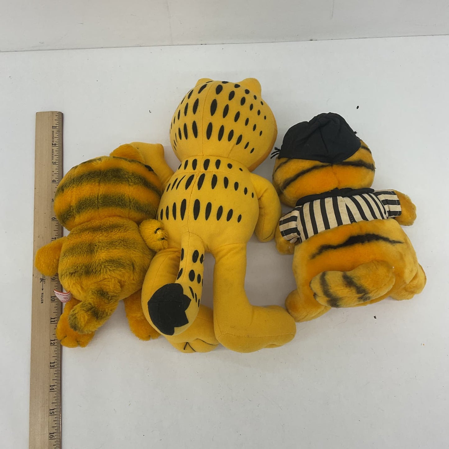 Vintage LOT 3 Garfield the Cat Character Plush Dolls Stuffed Animals 80s 90s - Warehouse Toys