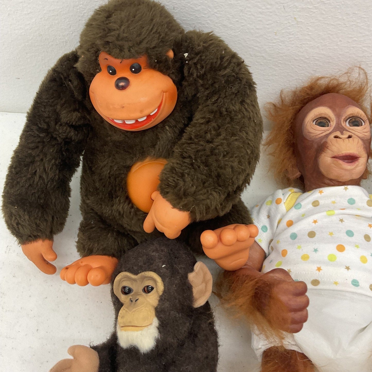 Vintage Modern LOT Chimp Monkey Ape Plush Dolls Russ Globg Ashton Drake Bell Hop - Warehouse Toys