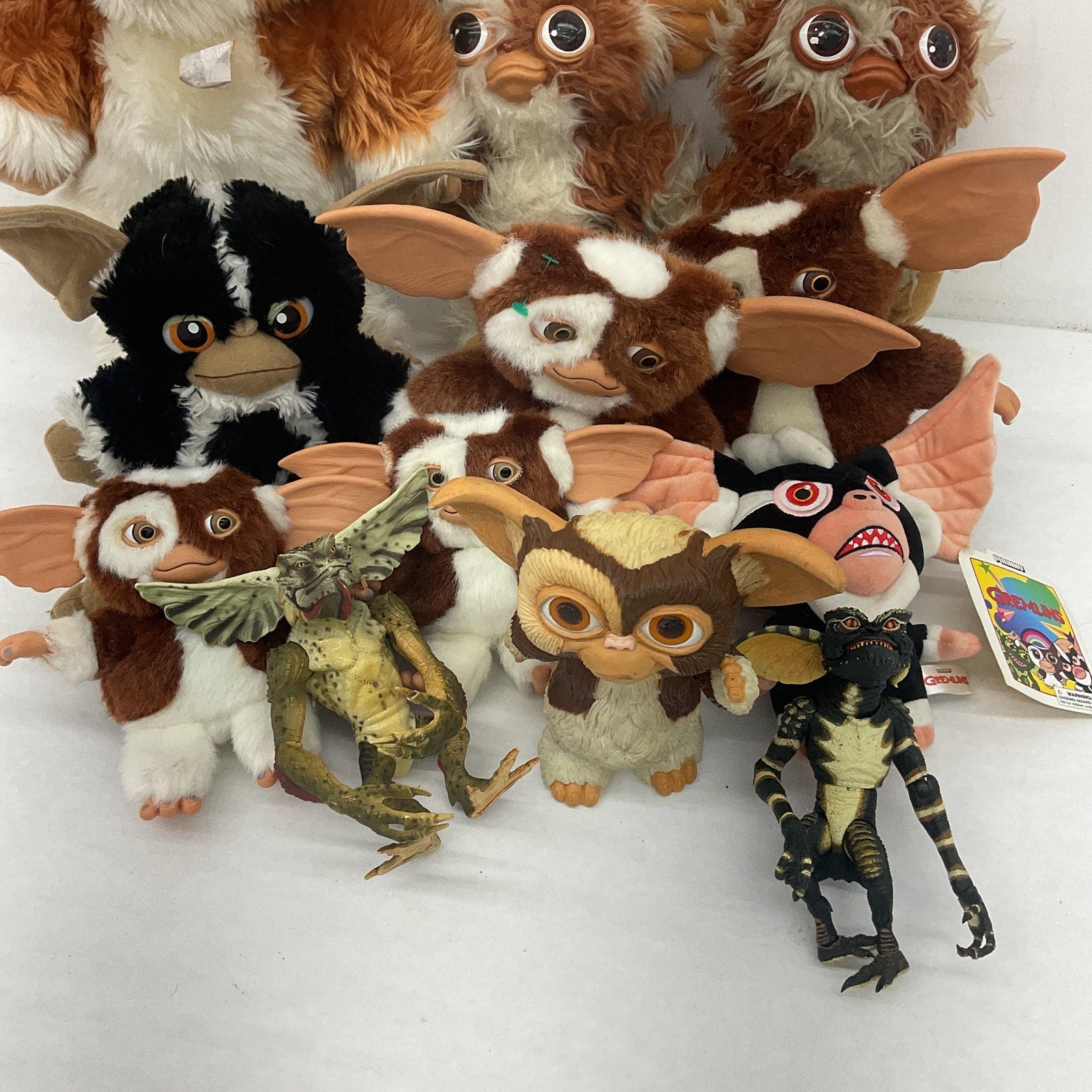 Vintage & Modern LOT Preowned Gremlins Gizmo Stripe Plush Dolls Toy Figures 6lbs - Warehouse Toys