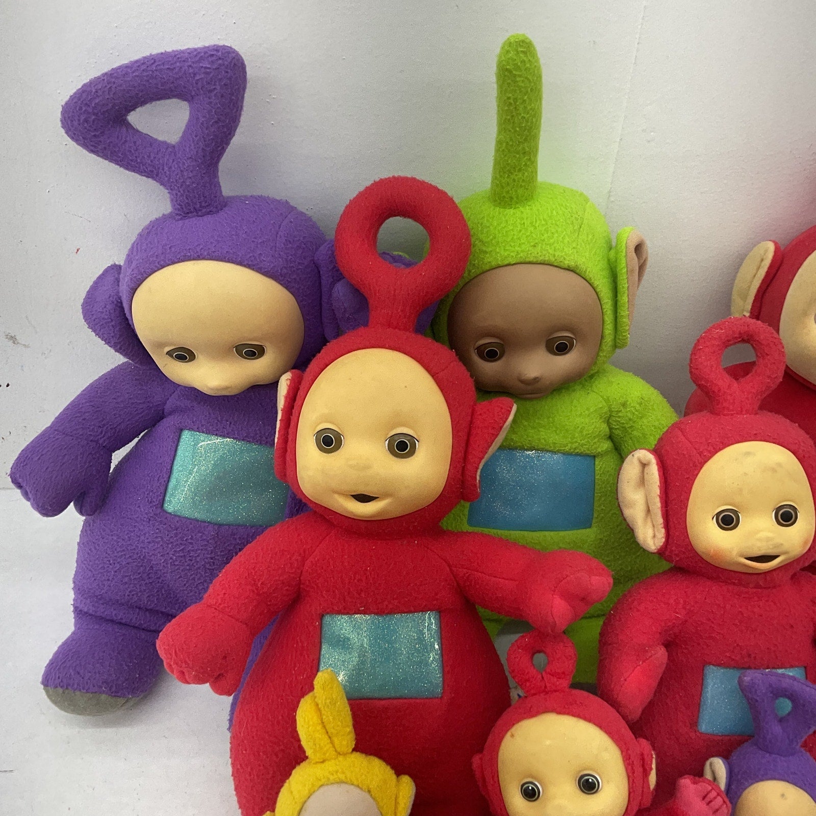 Vintage Preowned LOT 5 lbs Teletubbies Plush Dolls & Toy Figures Dipsy Po Tinky - Warehouse Toys