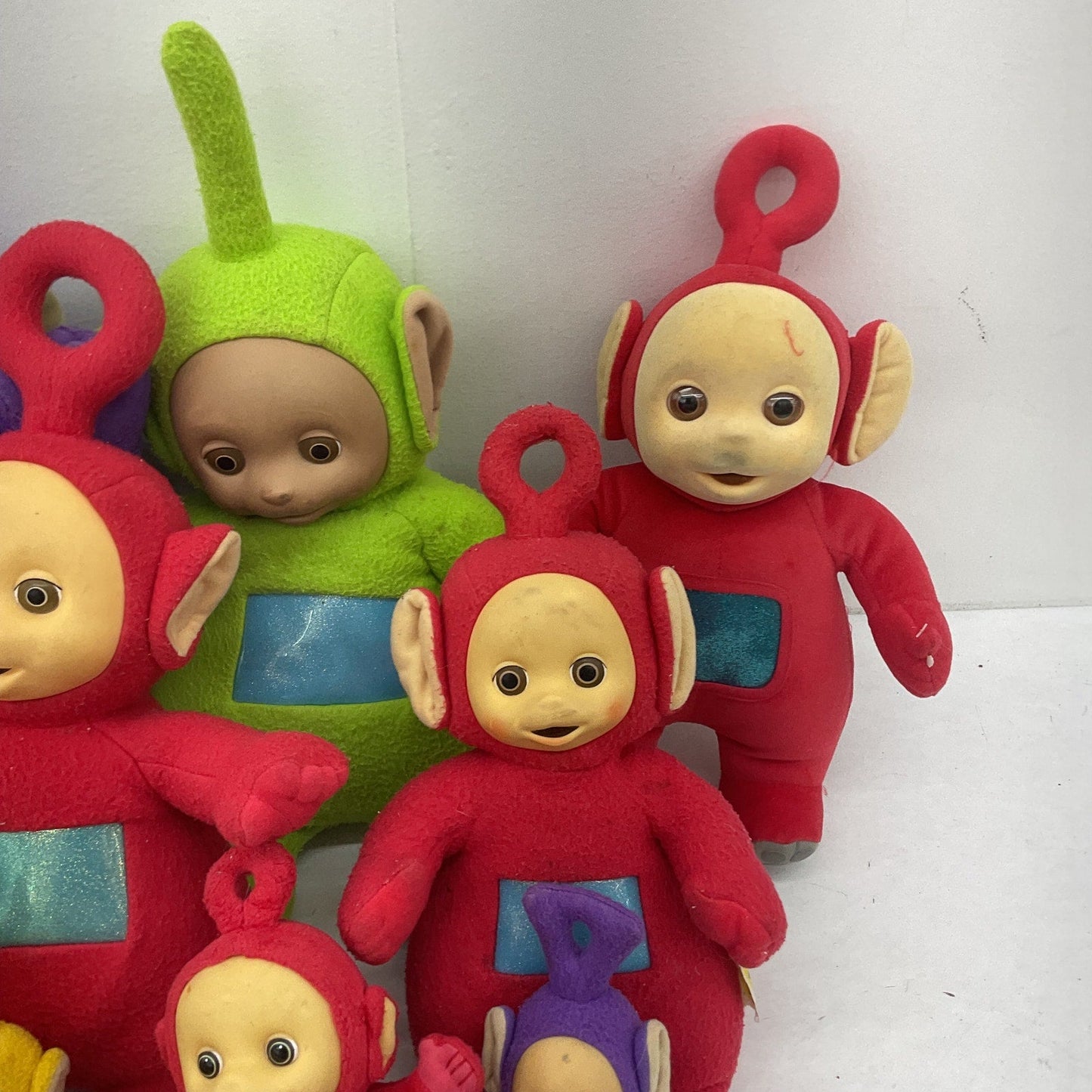 Vintage Preowned LOT 5 lbs Teletubbies Plush Dolls & Toy Figures Dipsy Po Tinky - Warehouse Toys