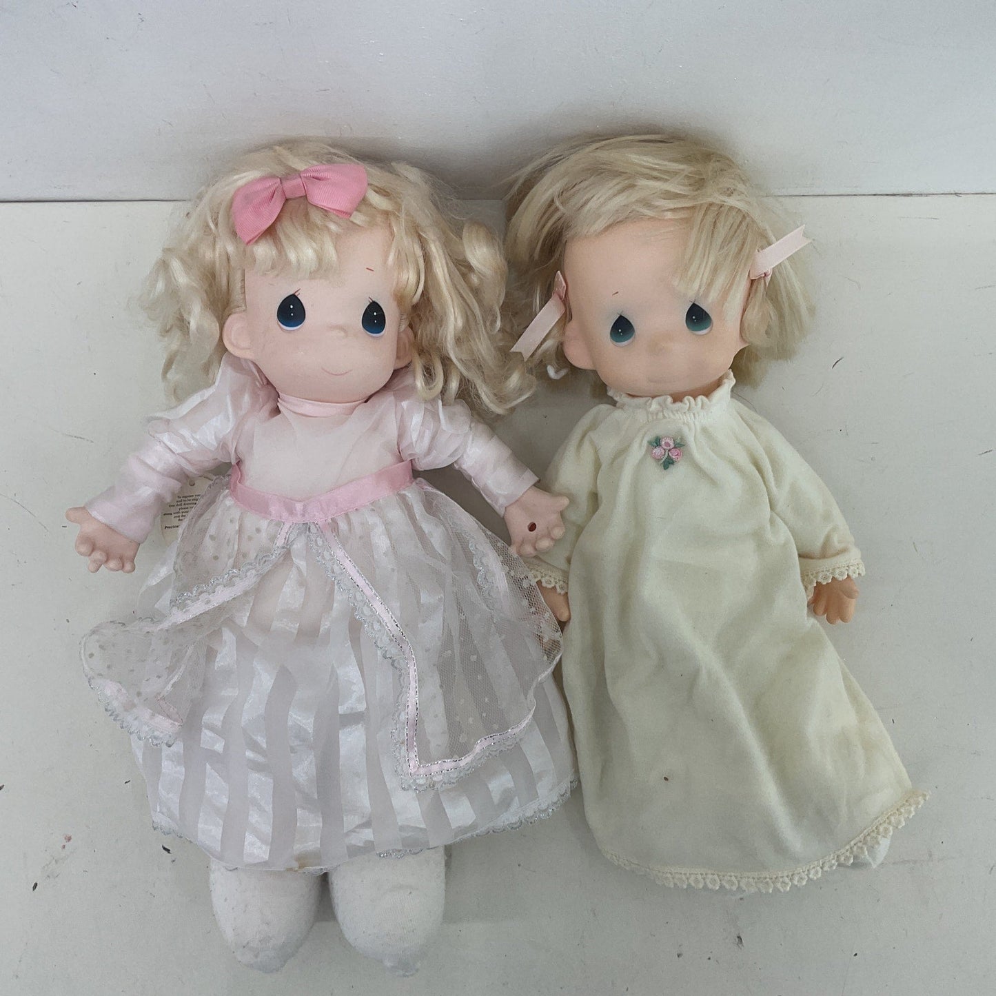 Vintage Set of 2 Precious Moments Artist Doll Collection - Preowned - Warehouse Toys