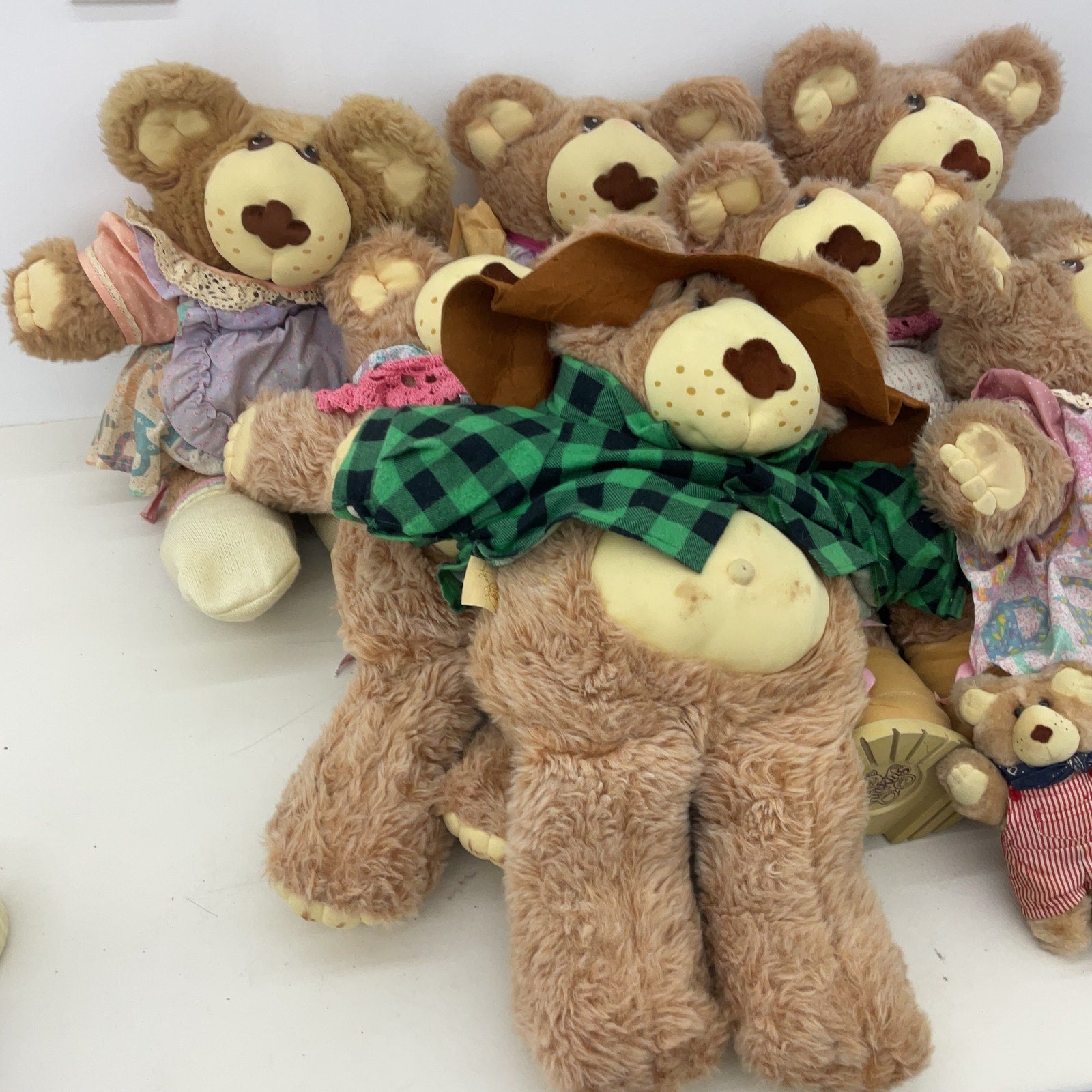 Vintage Xavier Roberts CPK Furskins Country Home Teddy Bear LOT 13 lbs - Warehouse Toys