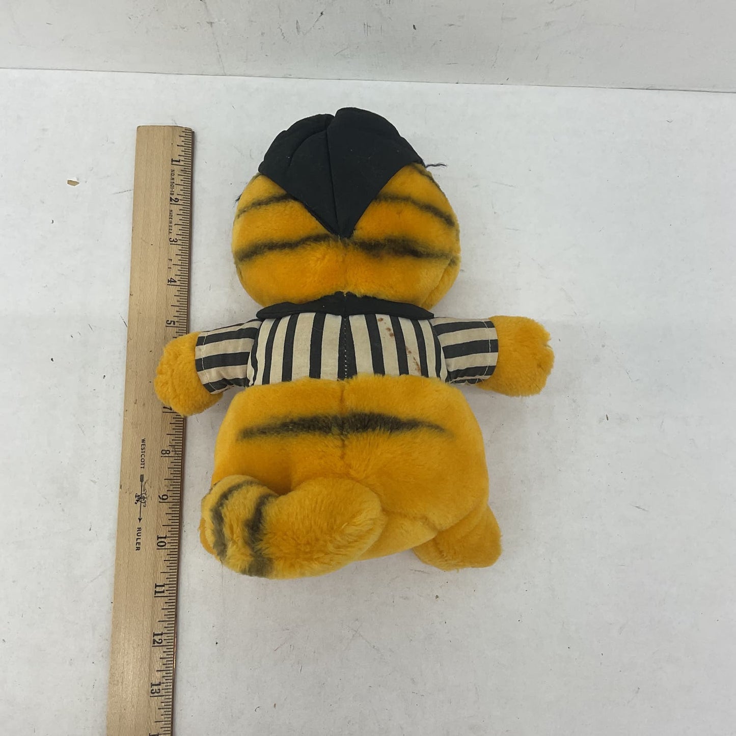 VTG Garfield Referee Orange Soft Plush Toy Baseball Football Cat - Warehouse Toys