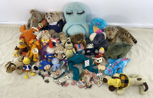 VTG LOT 25+ Novelty Plush Dolls & Toy Figures Peewee Chairry Mohair Fisher Price - Warehouse Toys