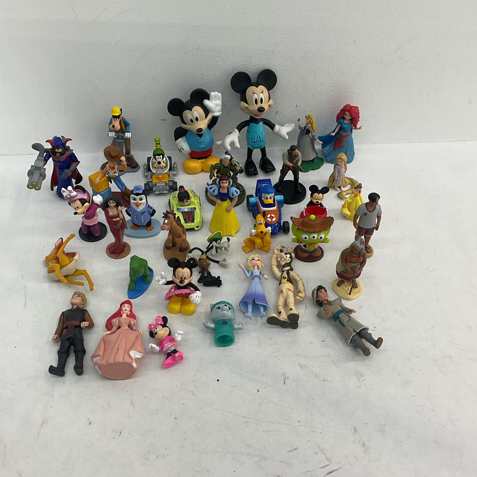 VTG & Modern Disney Character Toy Figures Cake Toppers Mickey Princesses Used - Warehouse Toys