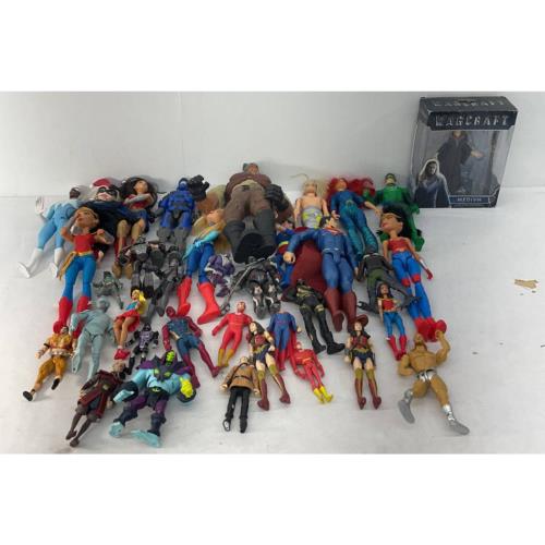 VTG & Modern LOT 17 lbs Mixed Action Figures Marvel MOTU DC Warcraft Dolls Toys - Warehouse Toys