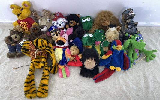 VTG & Modern LOT 21 Hand & Rod Plush Puppet Toys Gund Dakin Mattel Smokey Bear - Warehouse Toys