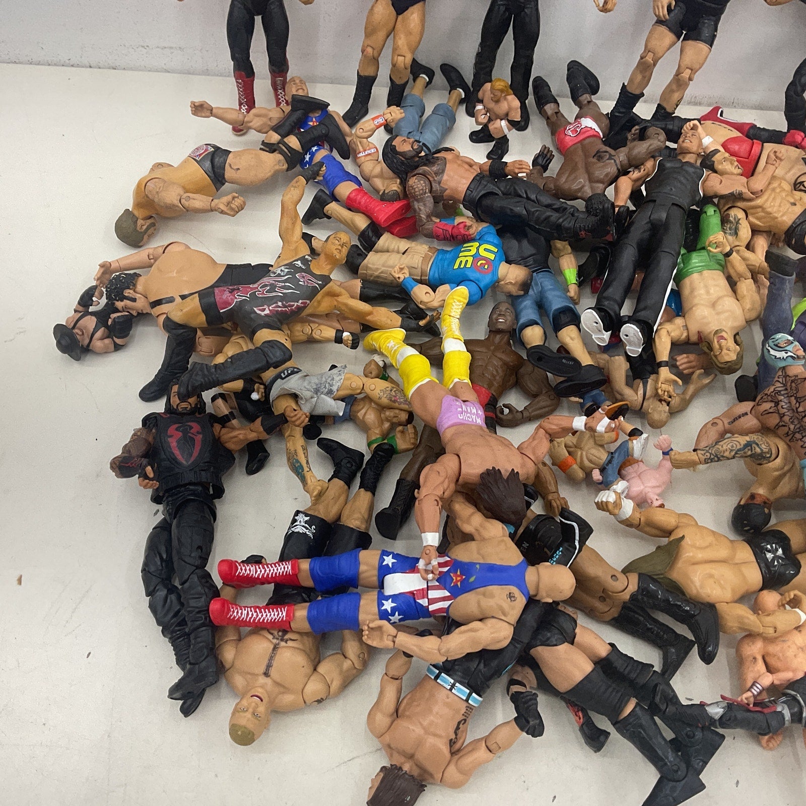 WWE WWF WCW 10 lbs Assorted Wrestling Wrestler Action Figures Toys Preowned LOT - Warehouse Toys