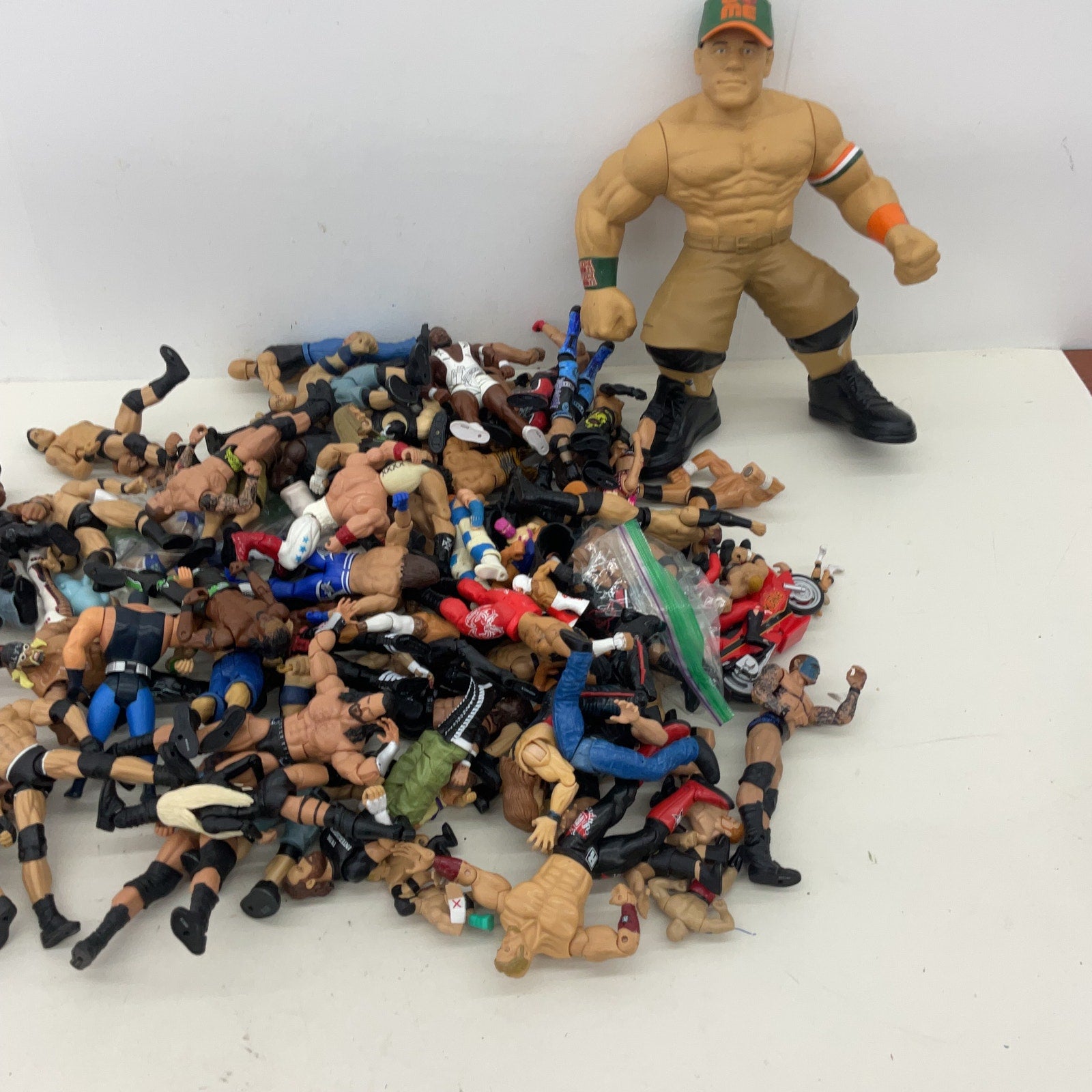 WWE WWF WCW 15 lbs Assorted Wrestling Wrestler Action Figures Toys Preowned LOT - Warehouse Toys