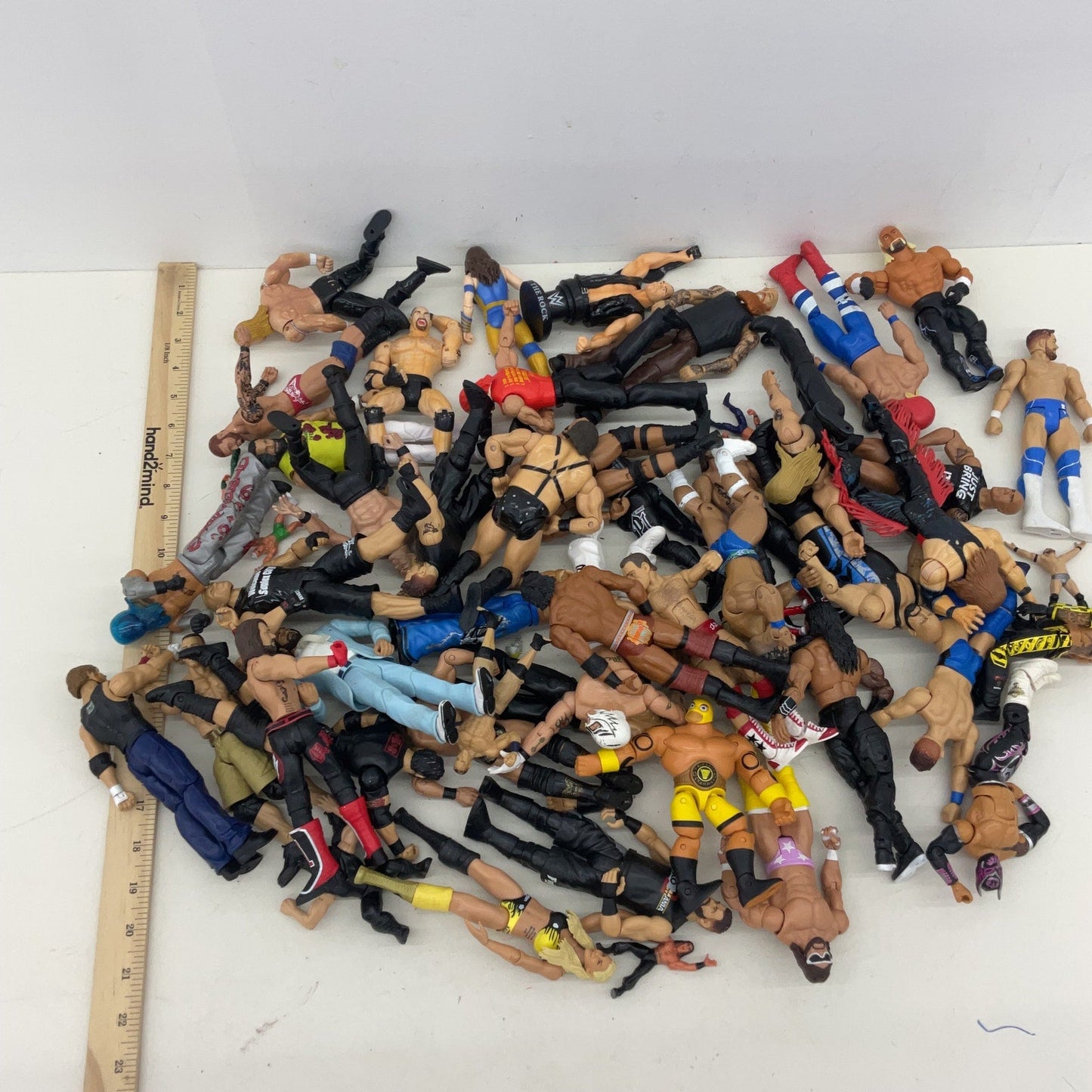 WWE WWF WCW Assorted 10 lbs Wrestling Wrestler Action Figures Toys Preowned LOT - Warehouse Toys