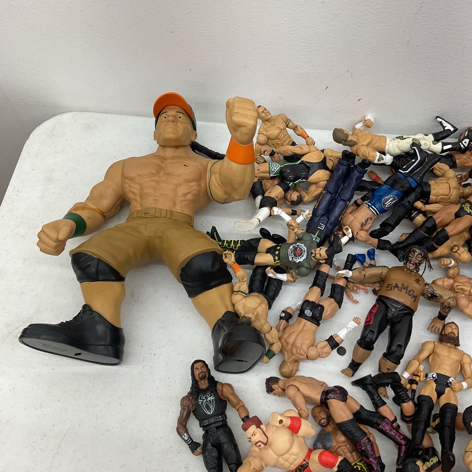 WWE WWF WCW Assorted Wrestling Wrestler 15 lbs Action Figures Toys Preowned LOT - Warehouse Toys