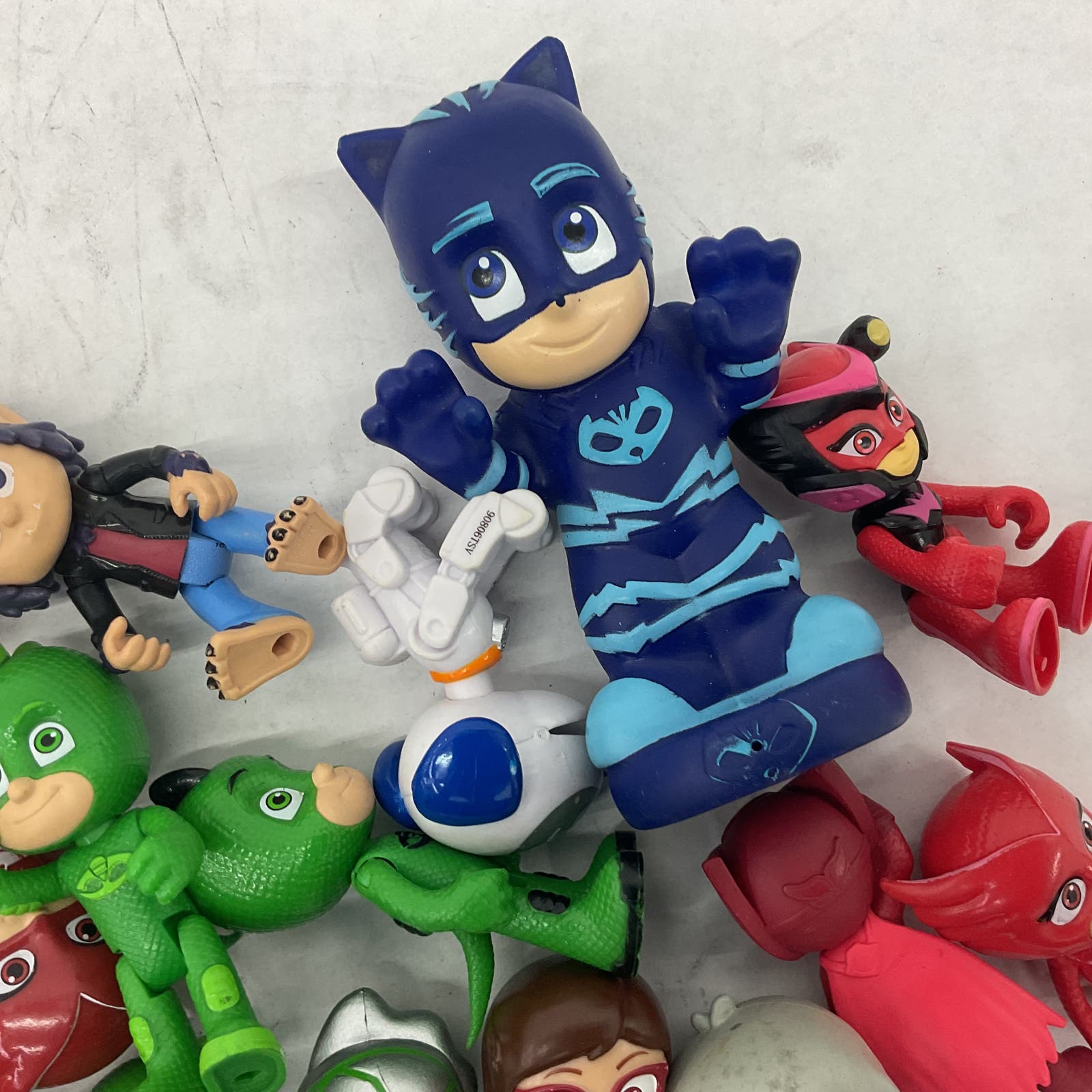 10 Pounds PJ MASKS Red Blue Green Action Figure Cartoon Toy Lot - Warehouse Toys