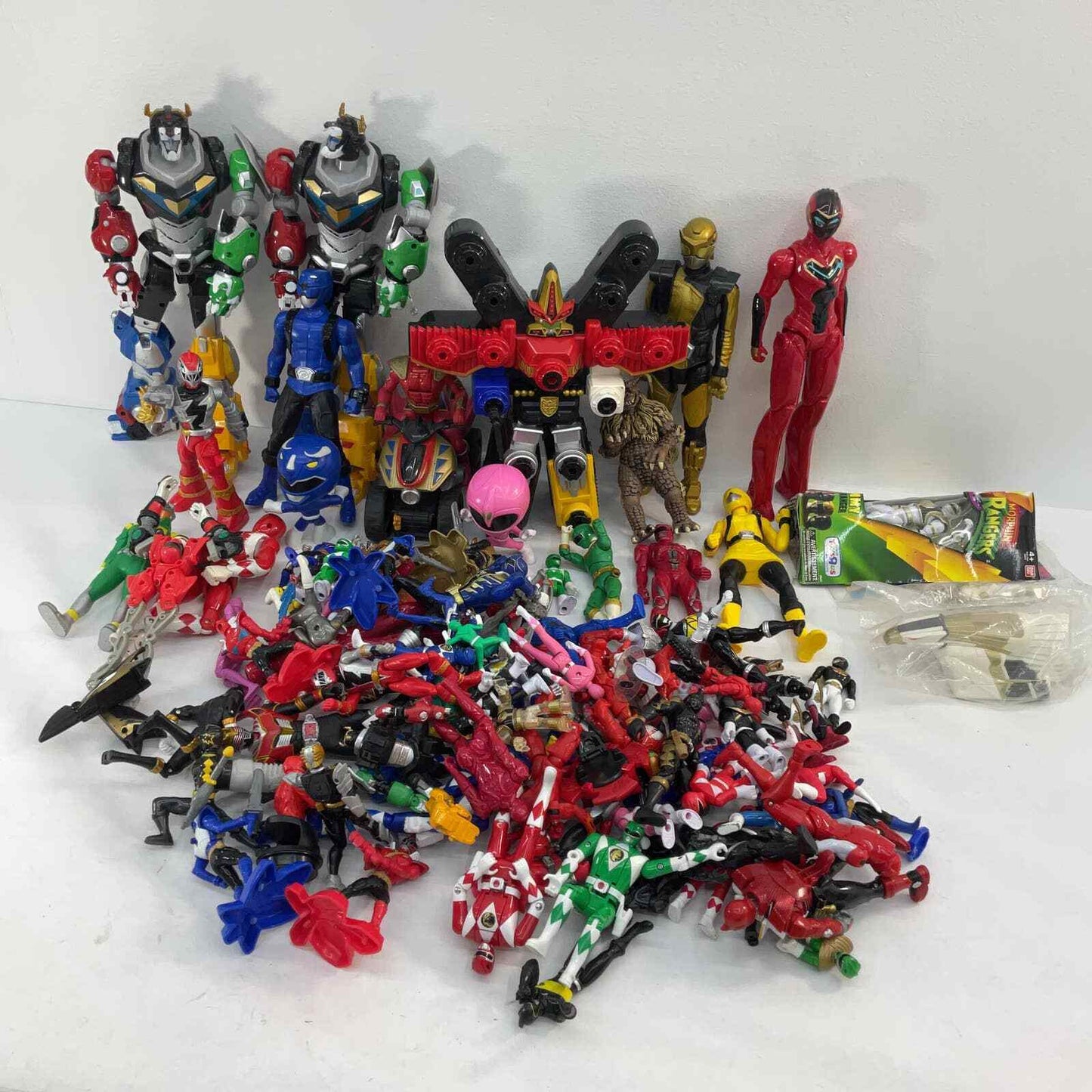 15 lbs Mixed LOT of Power Rangers Action Figures Toys Collection Mighty Morphin - Warehouse Toys