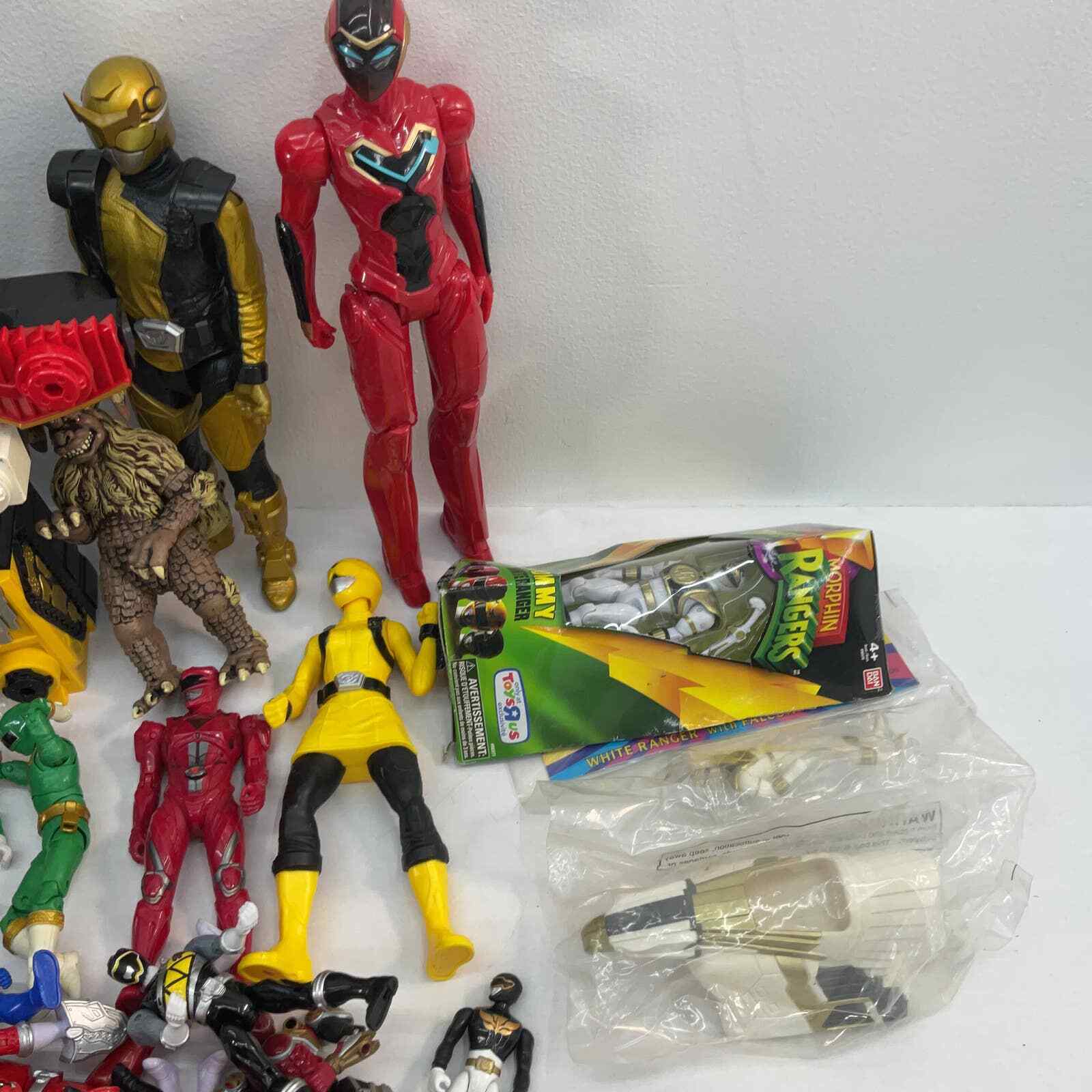 15 lbs Mixed LOT of Power Rangers Action Figures Toys Collection Mighty Morphin - Warehouse Toys