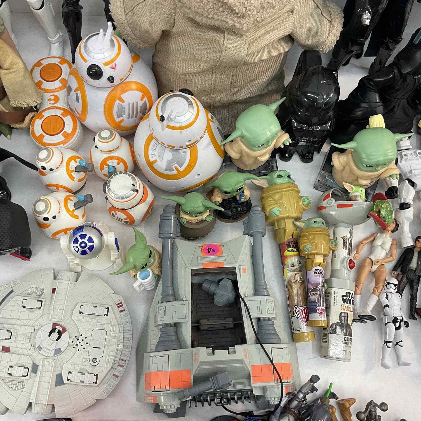 18 lbs Mixed LOT of Star Wars Disney Action Figures Toys Plush Collection Used - Warehouse Toys