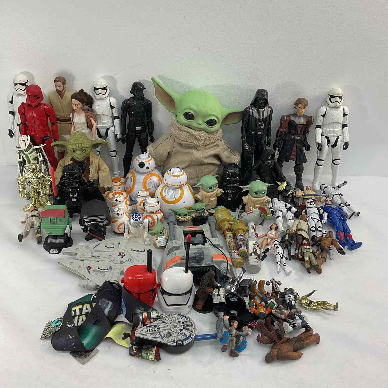 18 lbs Mixed LOT of Star Wars Disney Action Figures Toys Plush Collection Used - Warehouse Toys