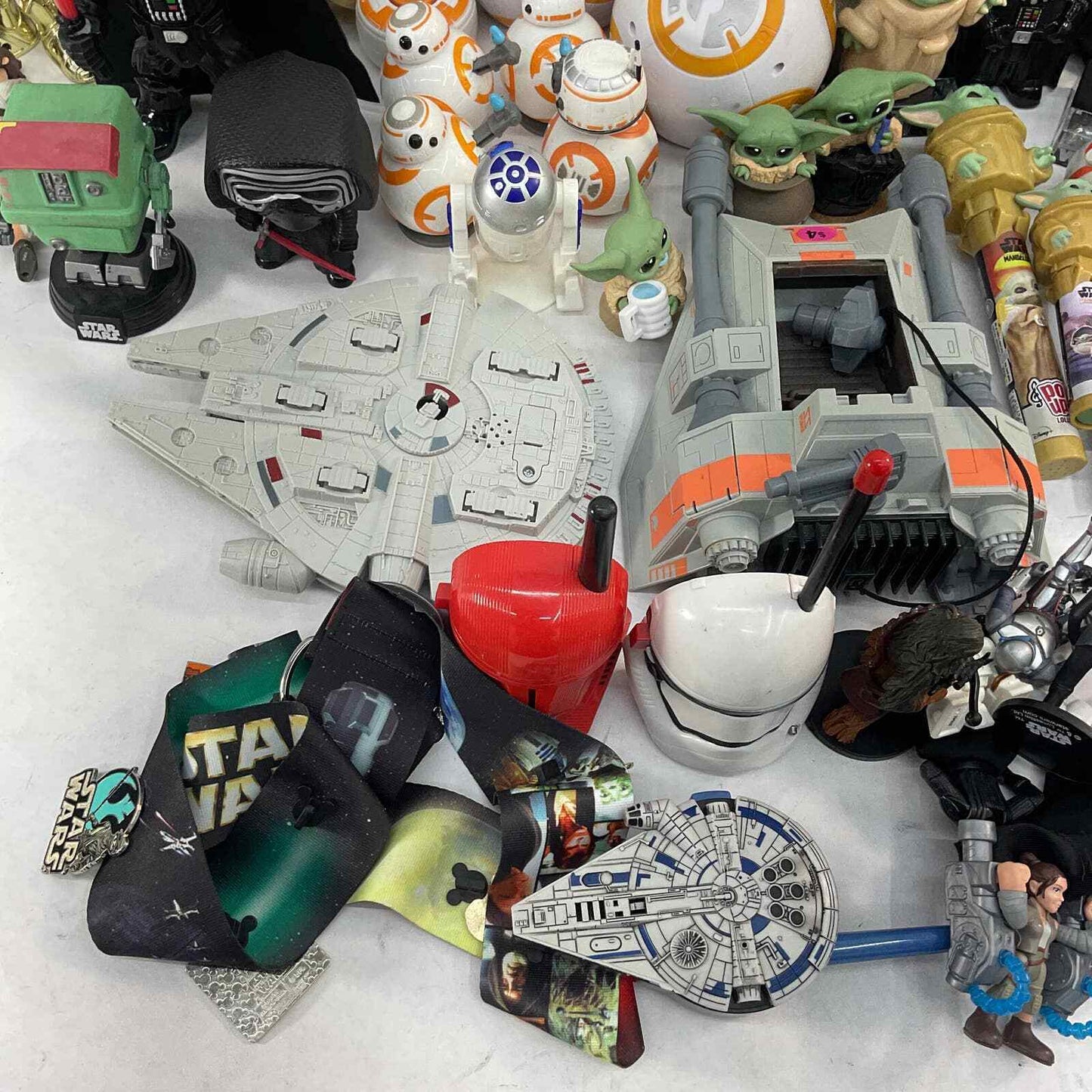 18 lbs Mixed LOT of Star Wars Disney Action Figures Toys Plush Collection Used - Warehouse Toys