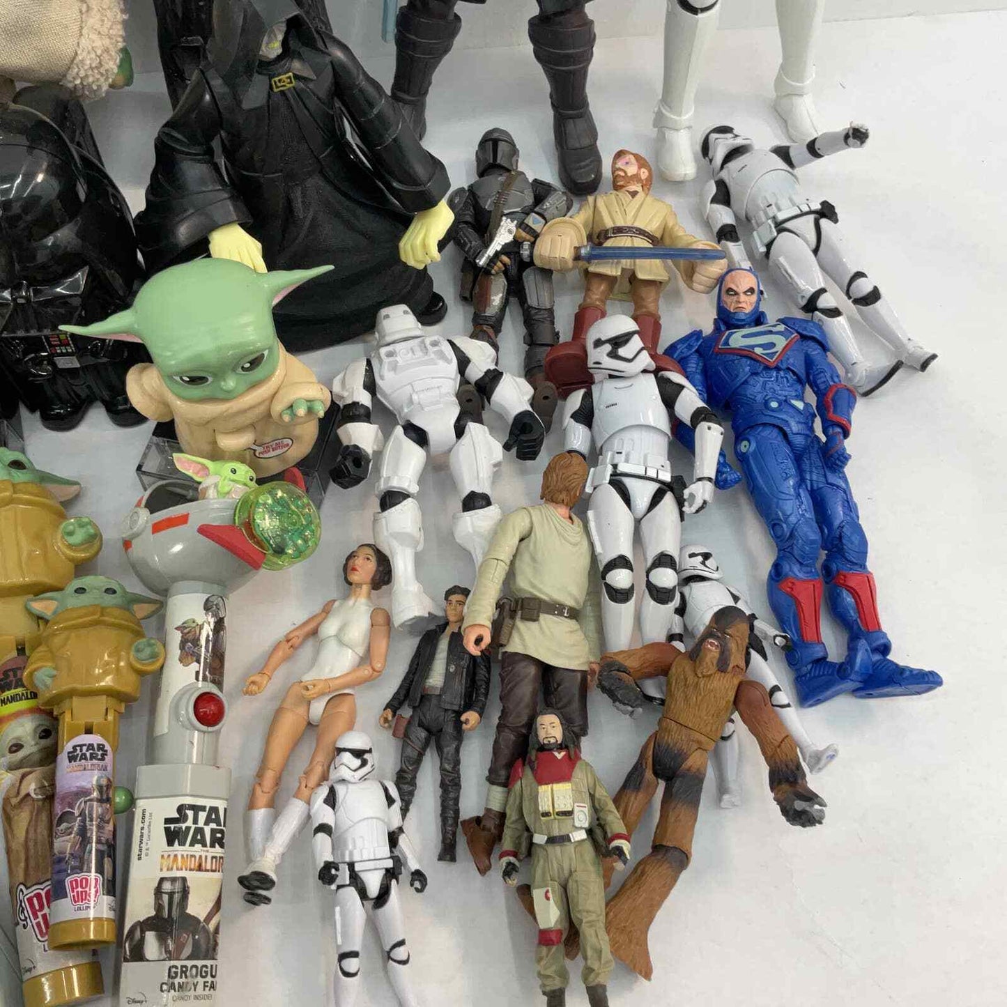 18 lbs Mixed LOT of Star Wars Disney Action Figures Toys Plush Collection Used - Warehouse Toys