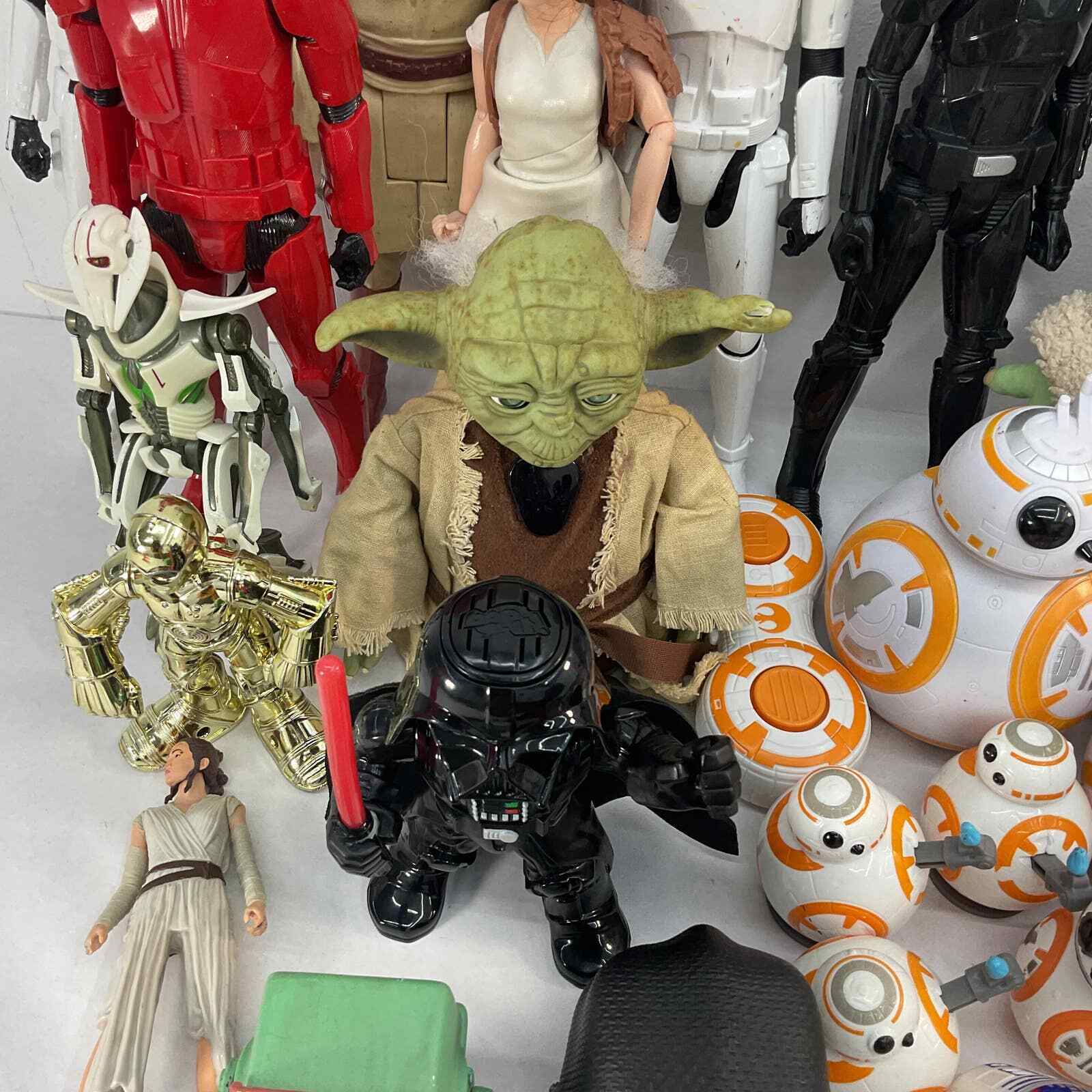 18 lbs Mixed LOT of Star Wars Disney Action Figures Toys Plush Collection Used - Warehouse Toys