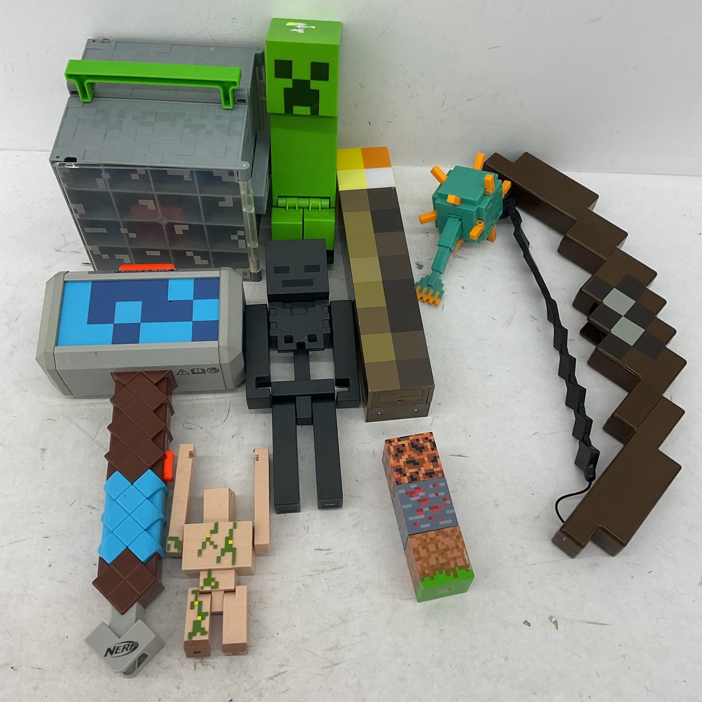 23 Pounds Minecraft Green Gray Pieces Parts Figure Collection - Warehouse Toys