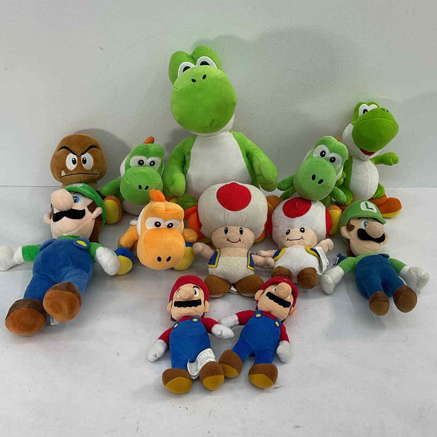 NINTENDO SUPER MARIO BROS FIGURINES MARIO LUIGI TOAD YOSHI KOOPA 2 1/2