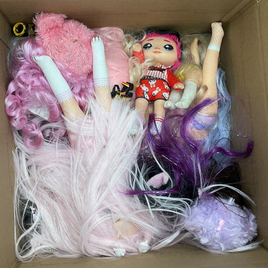 9 Pounds Lot of Na na na Surprise Dolls Purple Pink White Red - Warehouse Toys