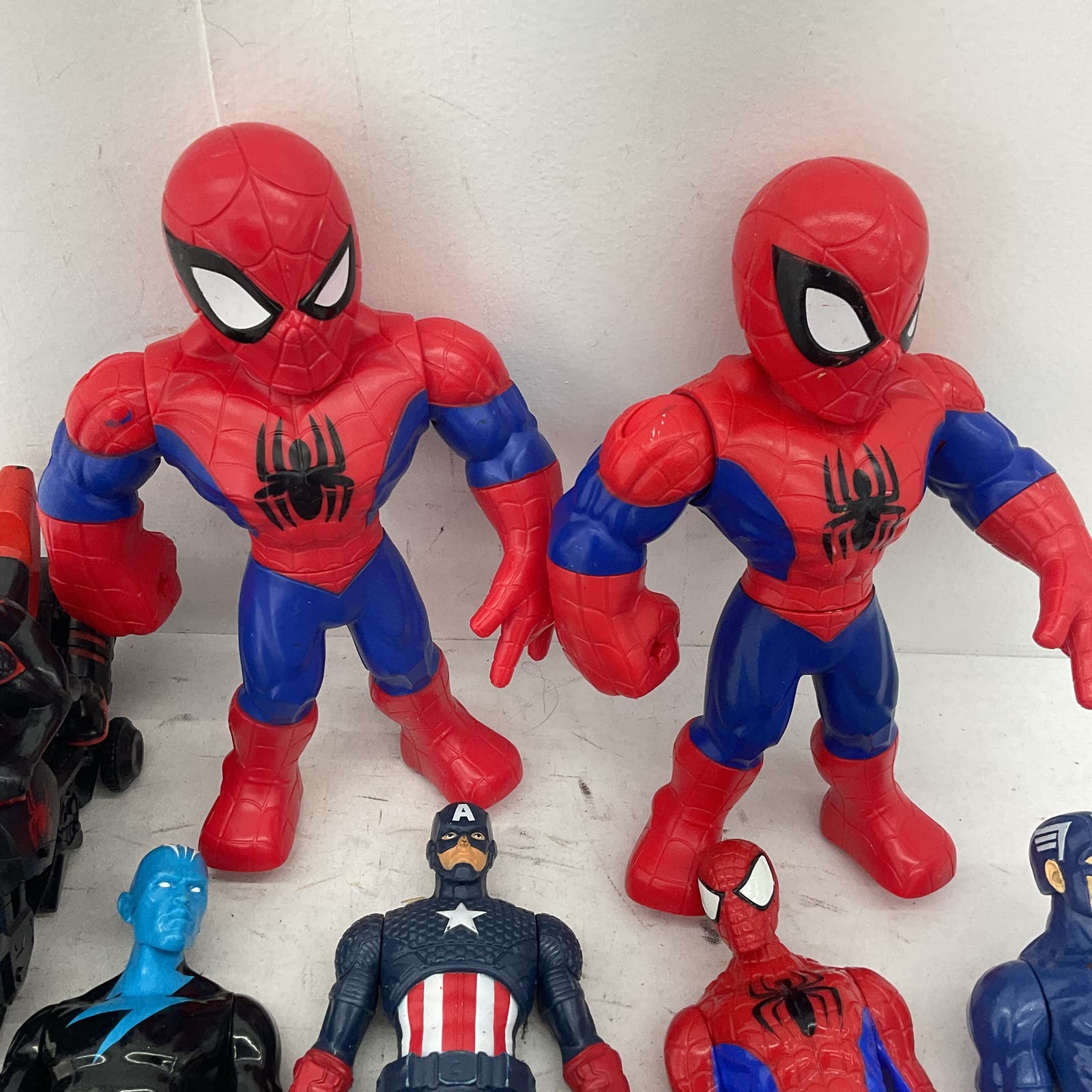 9 Pounds Marvel Action Figure Superhero Toy lot spiderman hulk Wholesale Lot - Warehouse Toys