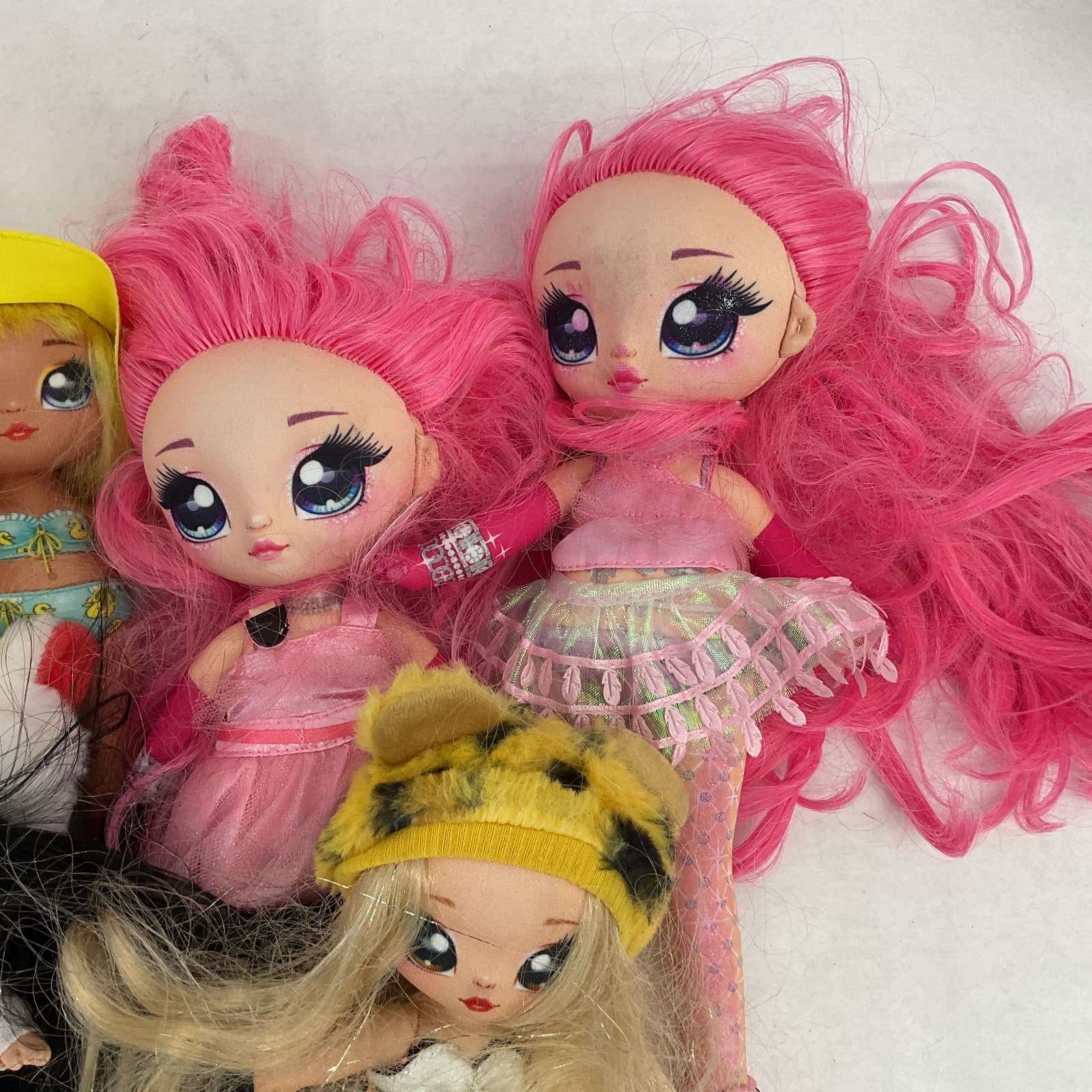 9 Pounds Na Na Na Surprise Fashion Doll Wholesale Dolls Lot Collection - Warehouse Toys