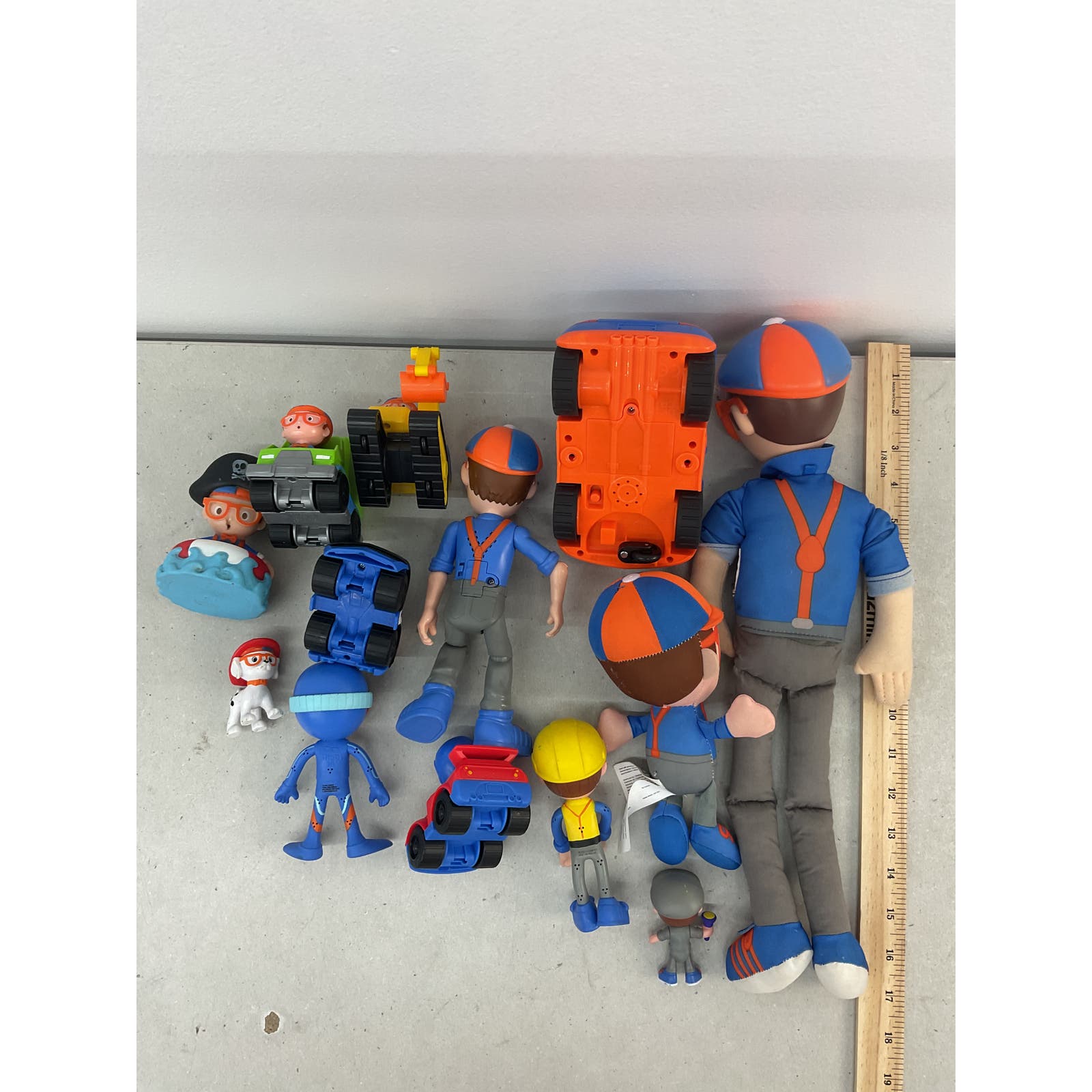 Blippi Orange Blue Cartoon Character Figure Toy Lot Wholesale Used - Warehouse Toys