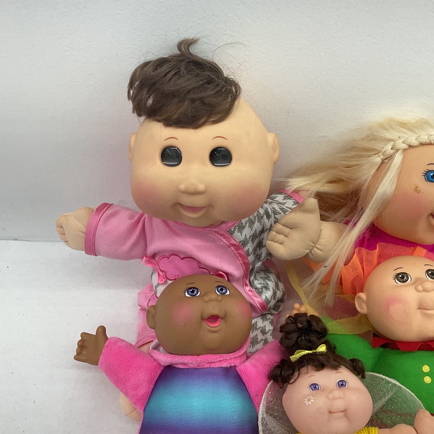 Cabbage Patch Kids CPK Play Doll Lot Dolls and Clothing Wholesale - Warehouse Toys