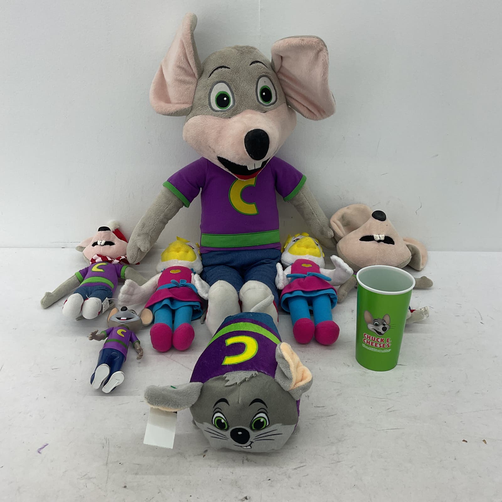 Chuck E Cheese Stuffed Animal Helen Henny Mouse Plush Toy Lot - Warehouse Toys