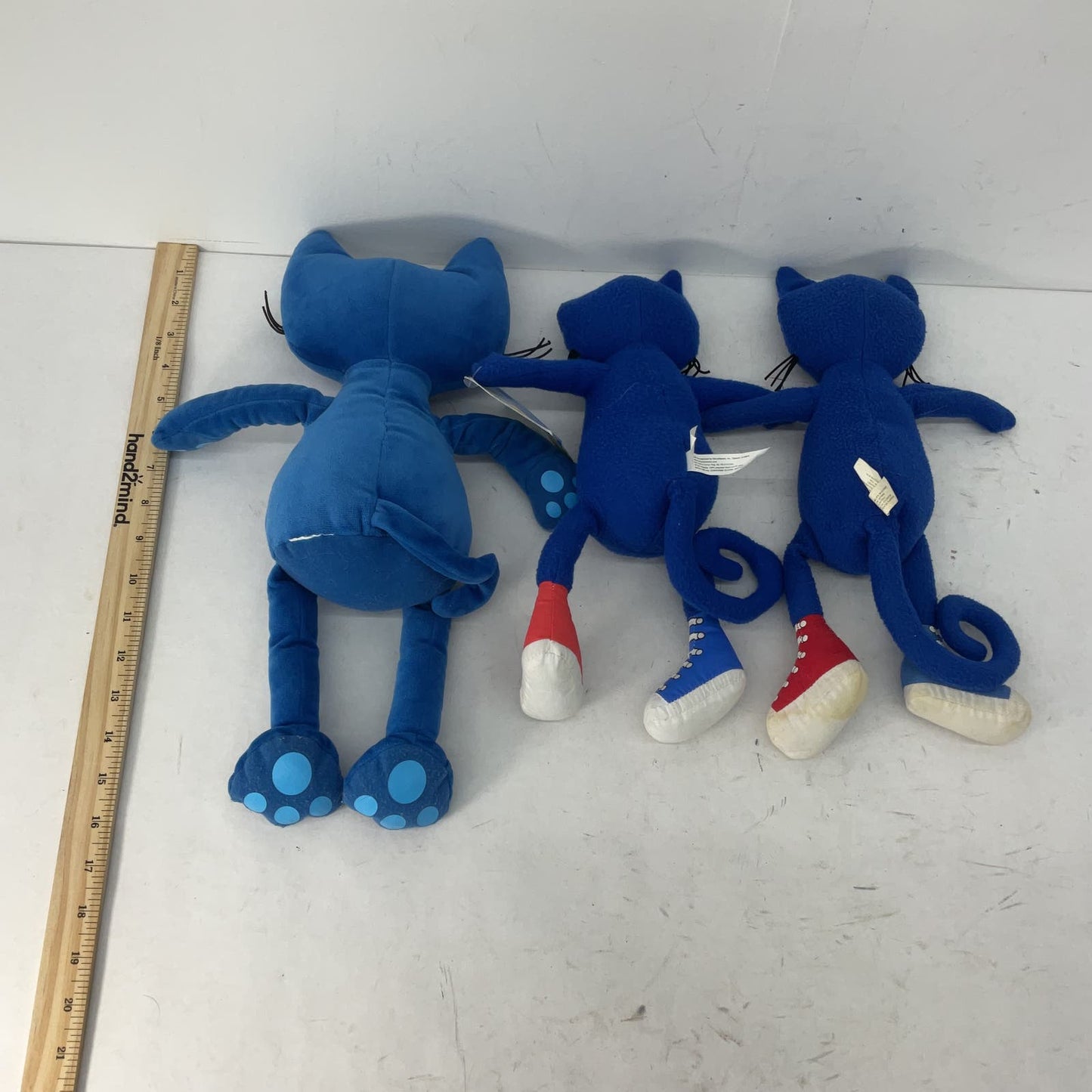 Cute USED LOT Pete the Cat Blue Kitty Character Plush Dolls Kohl's Cares - Warehouse Toys