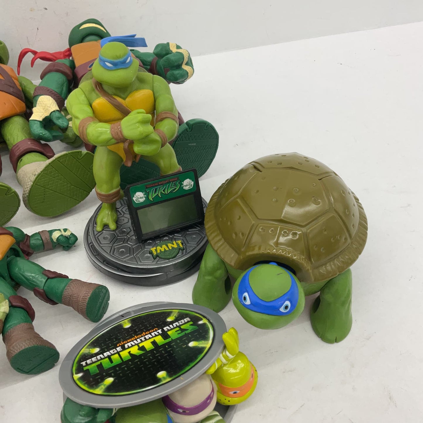 Green TMNT Action Figure Wholesale Toy Lot Leonardo - Warehouse Toys