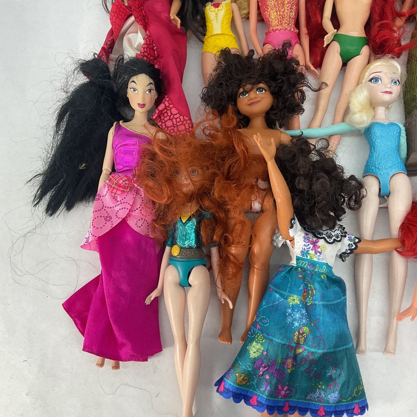 Loose Mixed Used LOT Disney Princess Character Fashion Dolls Moana Mulan Ariel - Warehouse Toys